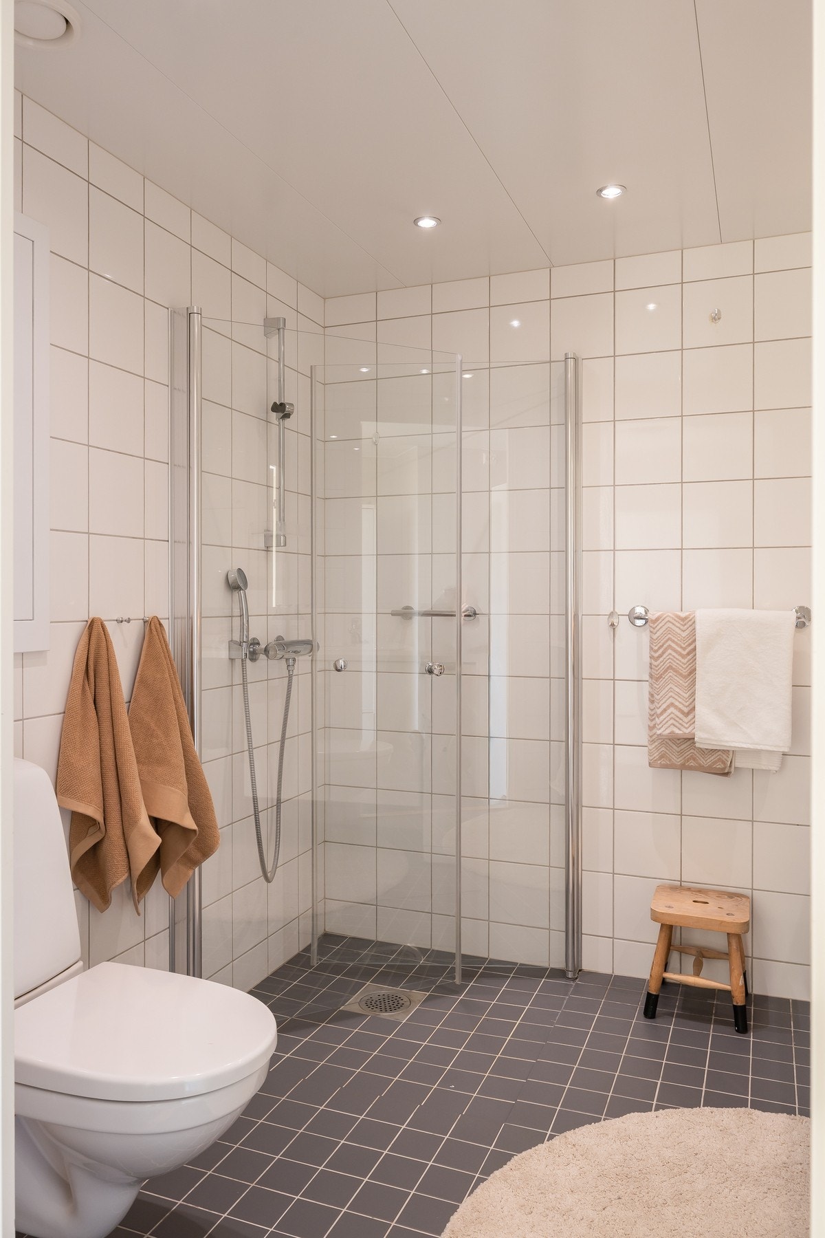 Ingen tegn til fukt eller skader iht. takstrapport. Tilstandsgrad 0 / 1. Galleribilde