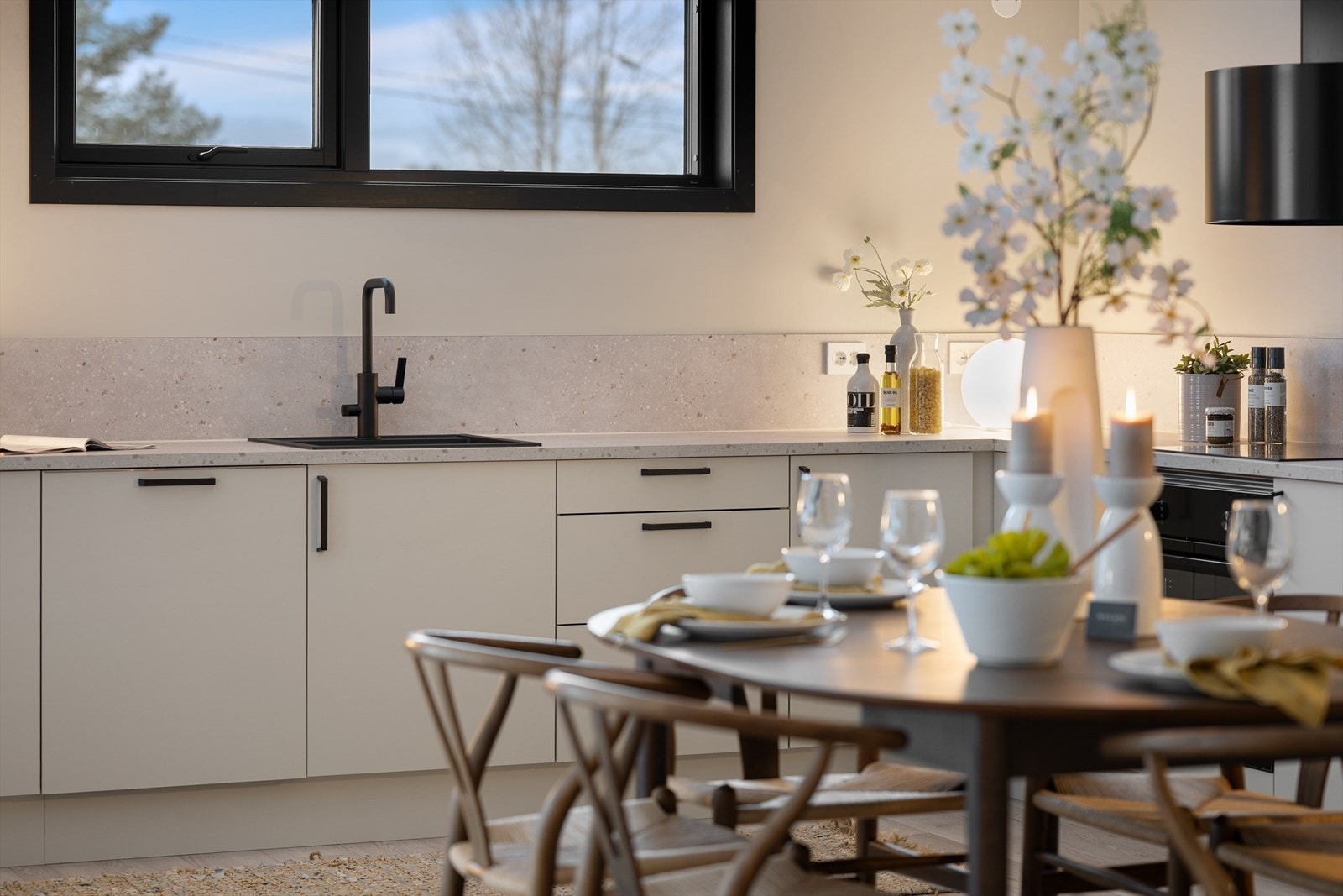 Kjøkken er perfekt for sosiale sammenkomster. Galleribilde