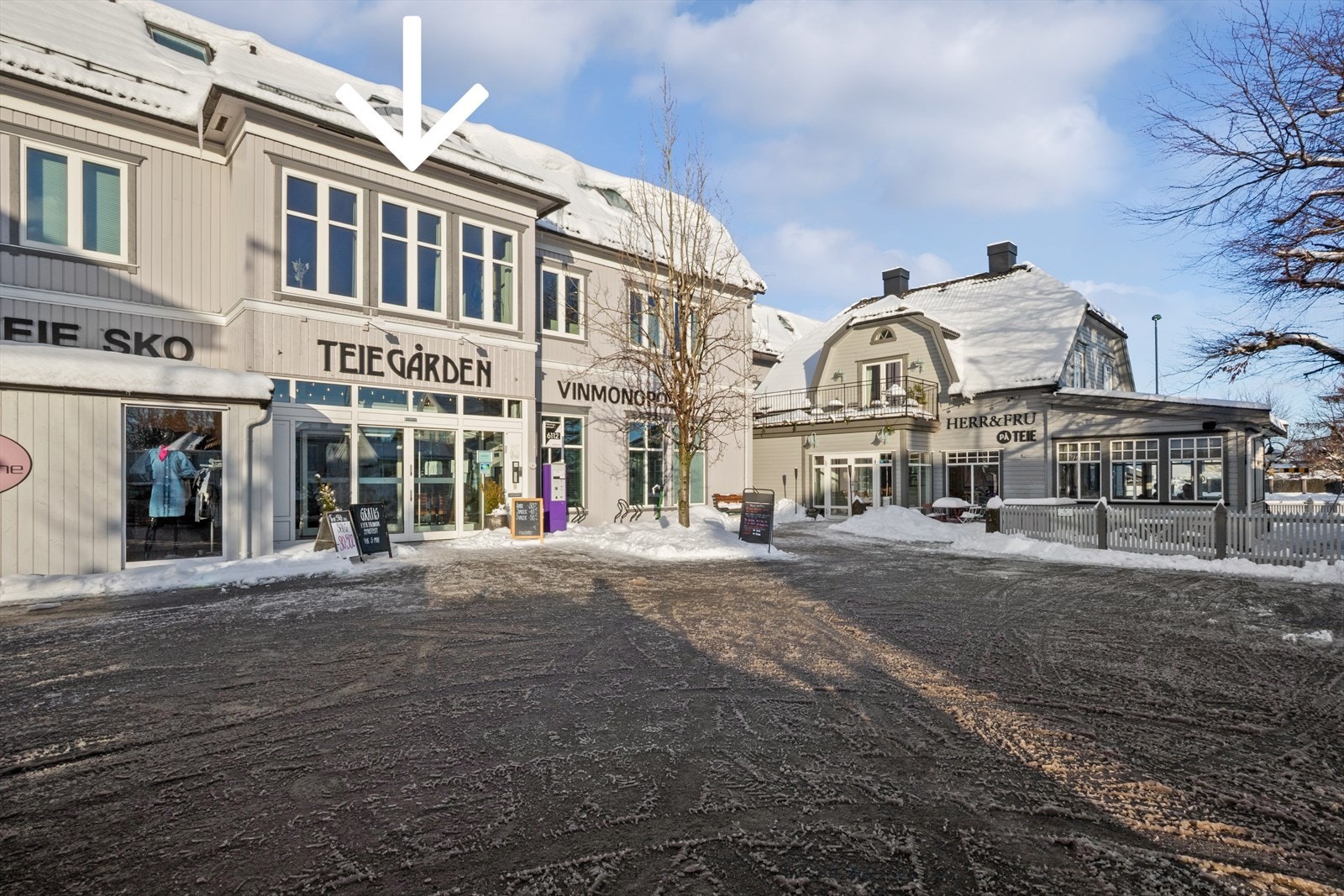 Velkommen til Ørsnesalleen 31 presentert av Eiendomsmegler1 v/ Maiken Bergheim Paulsen! Foto: Bjørn Kjærra. Galleribilde