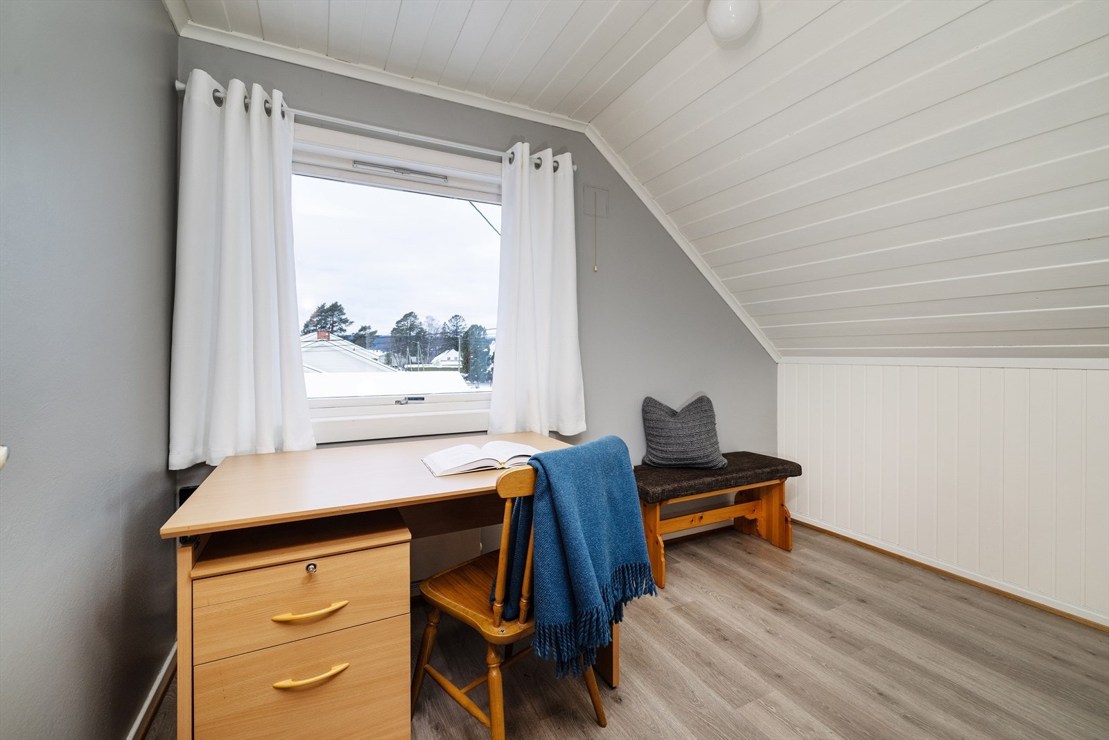 Det tredje soverommet passer utmerket som barnerom eller kontor. Galleribilde