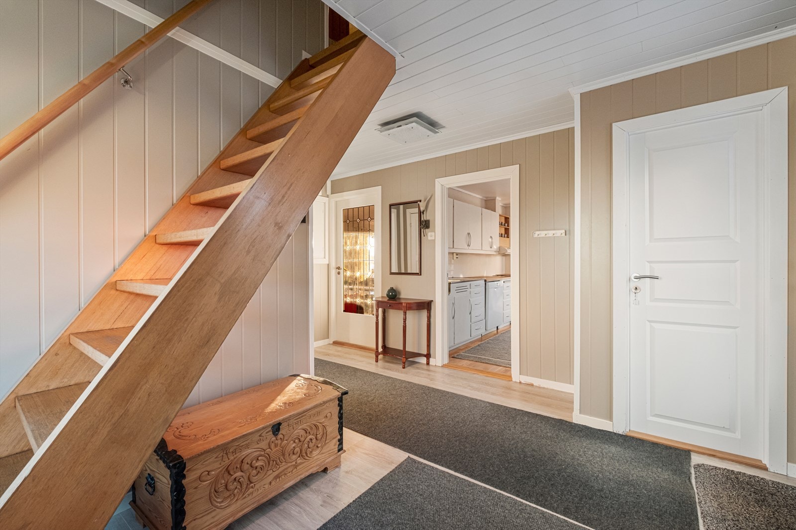 Gang - trapp til loftet Galleribilde