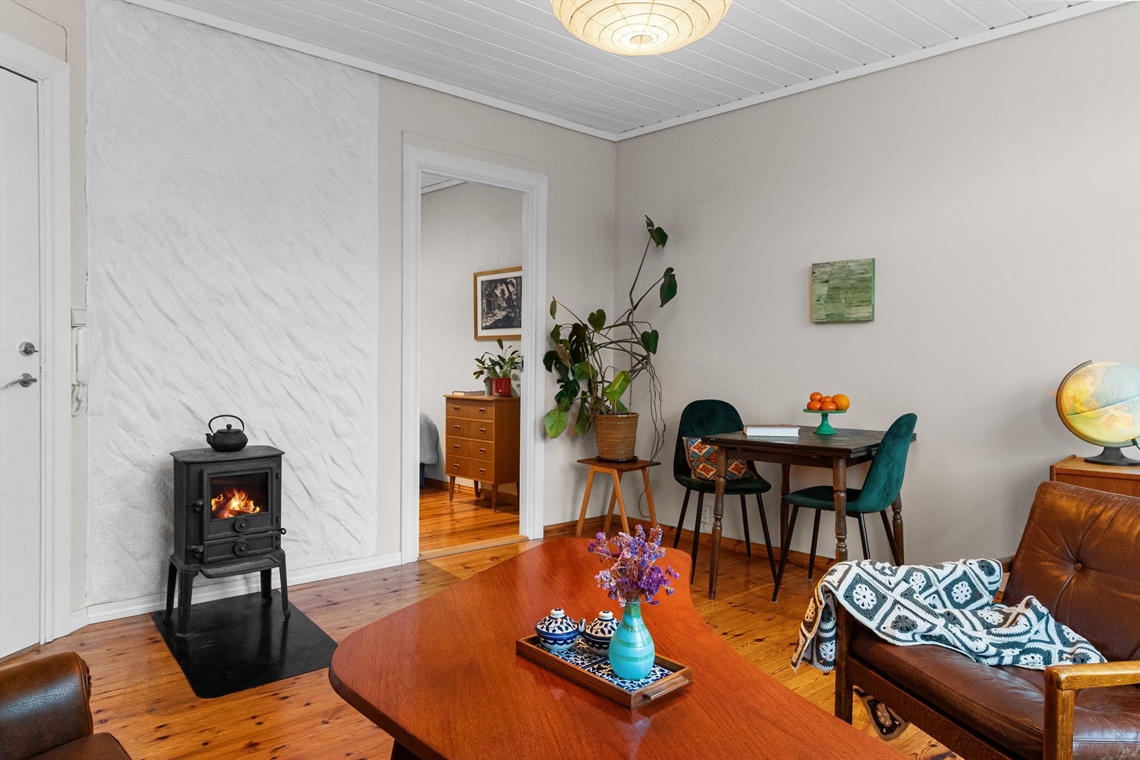 Det kan bl.a. nevnes nytt tak i 2022, lagt inn nye vann- og avløpsrør fra bygget og ut til offentlig, nytt brannanlegg m.m. Galleribilde