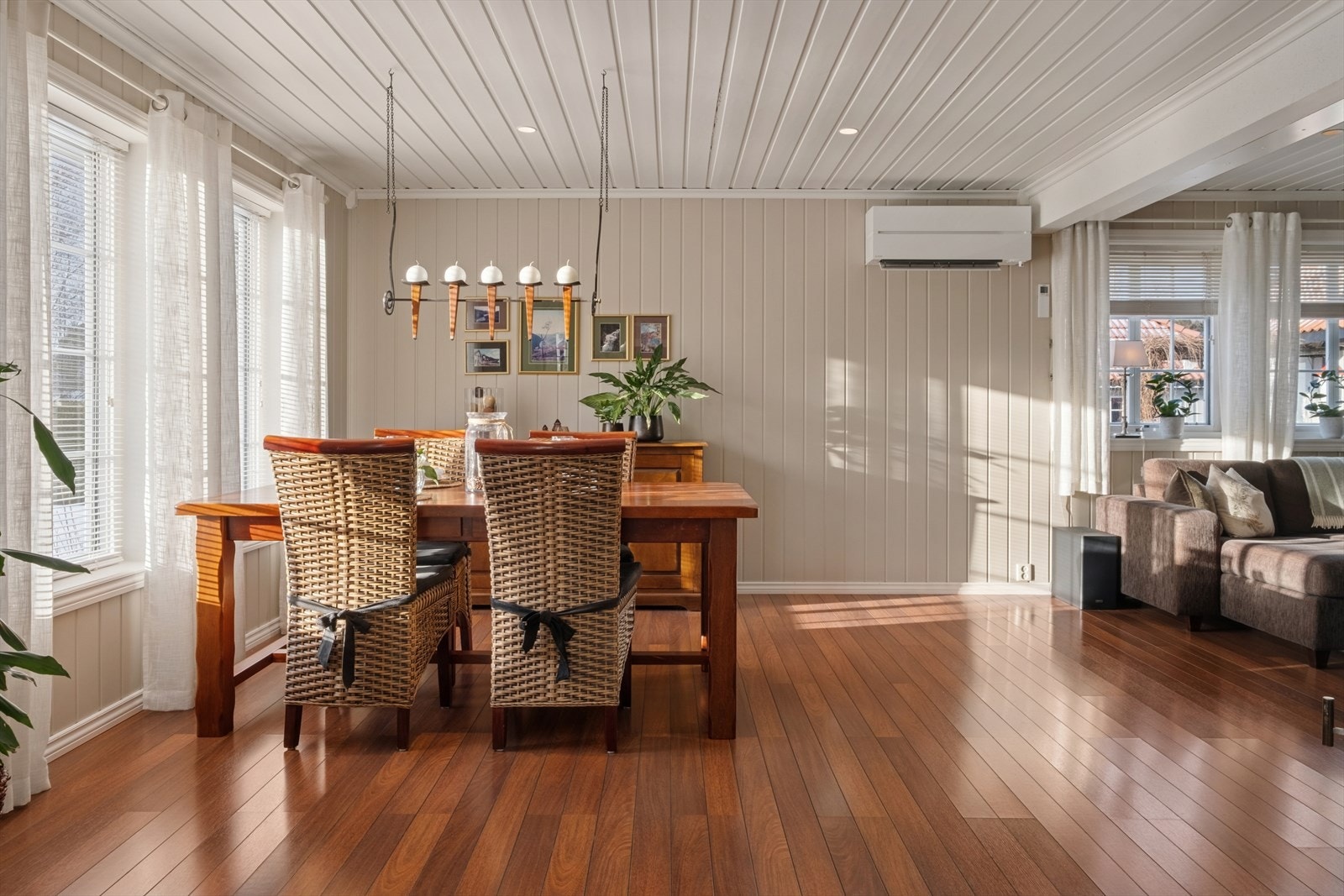 En effektiv varmepumpe fra 2021 bidrar til behagelig temperatur året rundt. Galleribilde