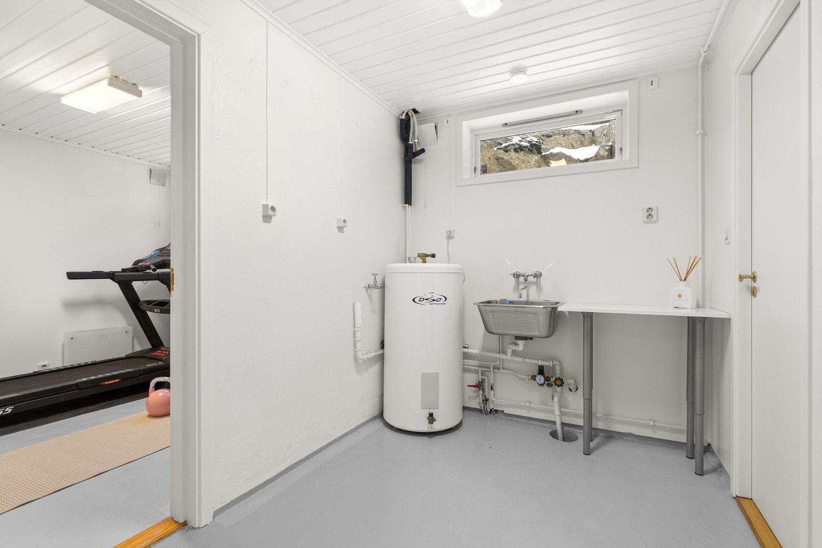 Vaskerom i kjeller. Galleribilde