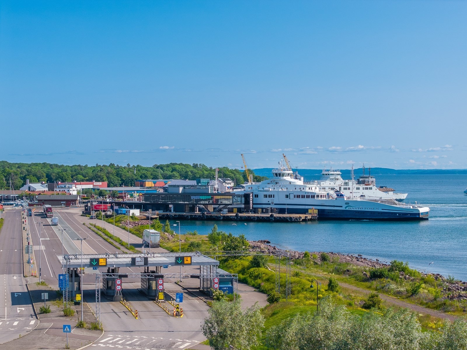 En kort spasertur ned til ferja til Moss. Galleribilde