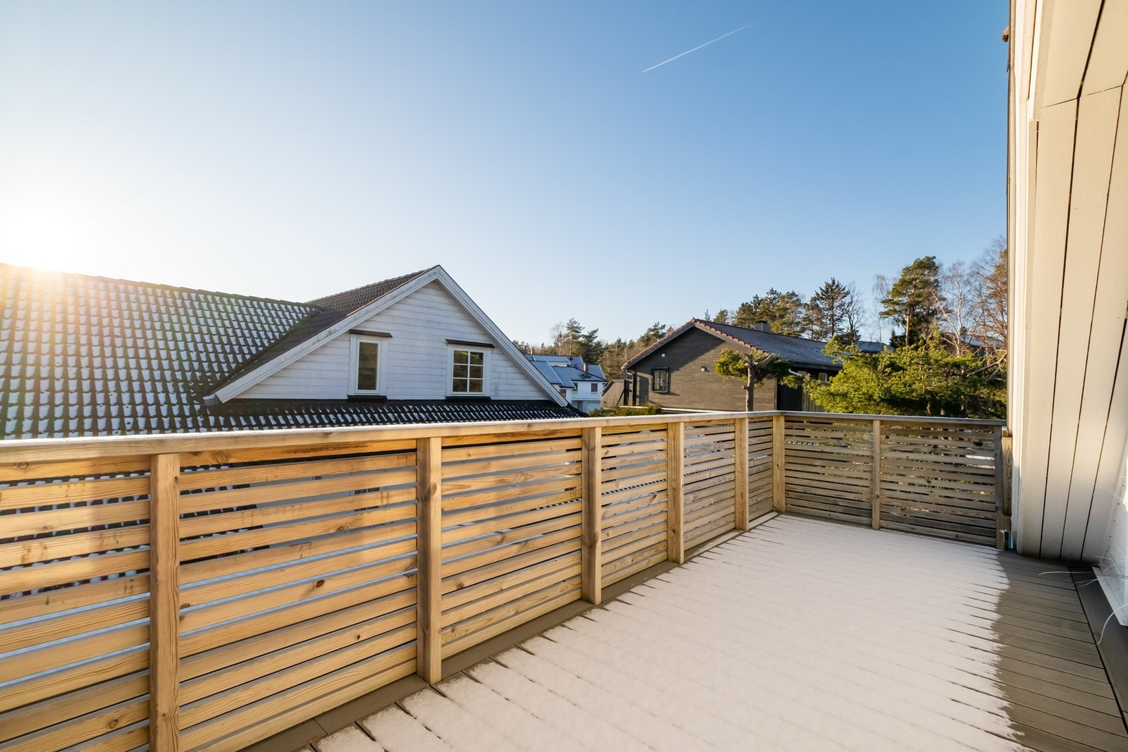 Terrasse i tilknytning til hovedsoverommet. Galleribilde