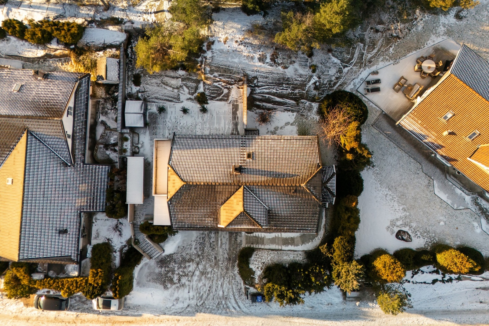 Området er familievennlig med kort vei til skoler og barnehager. Galleribilde