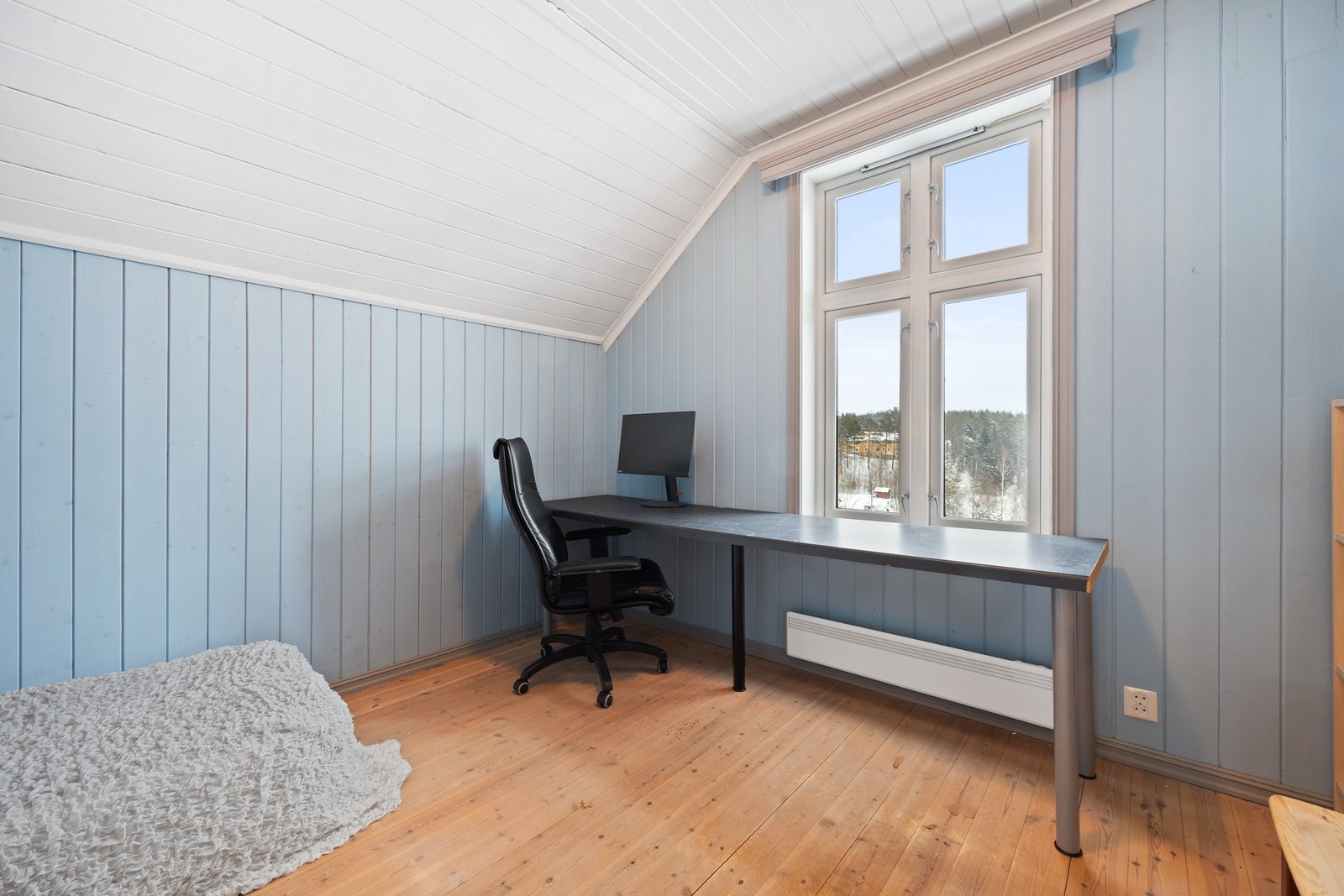 Boligen har ytterligere to soverom i andre etasje. Galleribilde