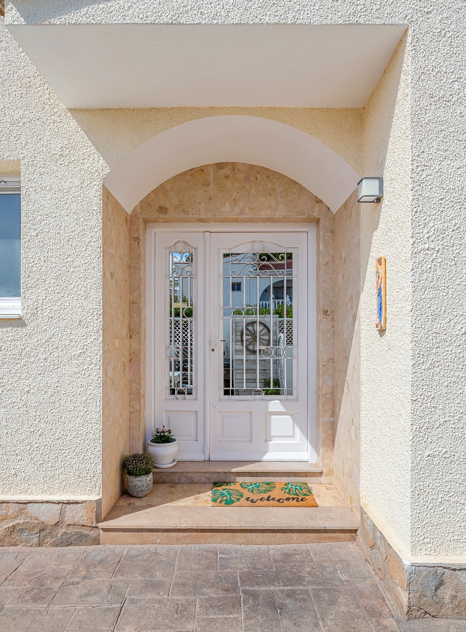 Boligens hovedinngang Galleribilde