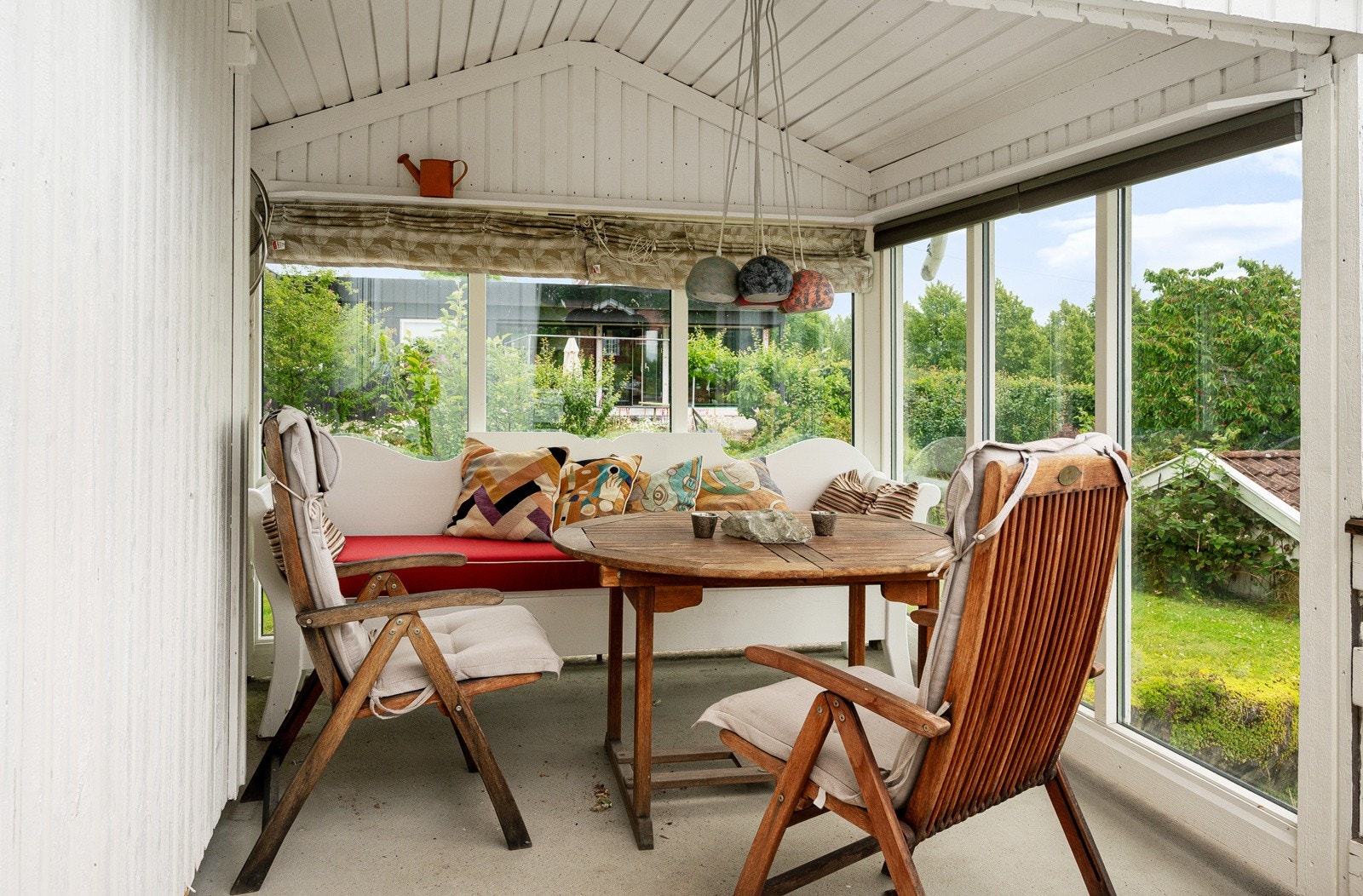 Terrassen fungerer som en forlengelse av kjøkkenet. Galleribilde