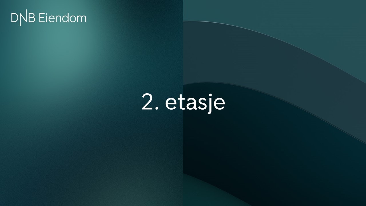 2. etasje byr på to soverom, toalett og en hyggelig stue med direkte utgang til veranda og eventyrlig utsikt. En privat og skjermet sone, perfekt for både gjester og ungdom. Galleribilde