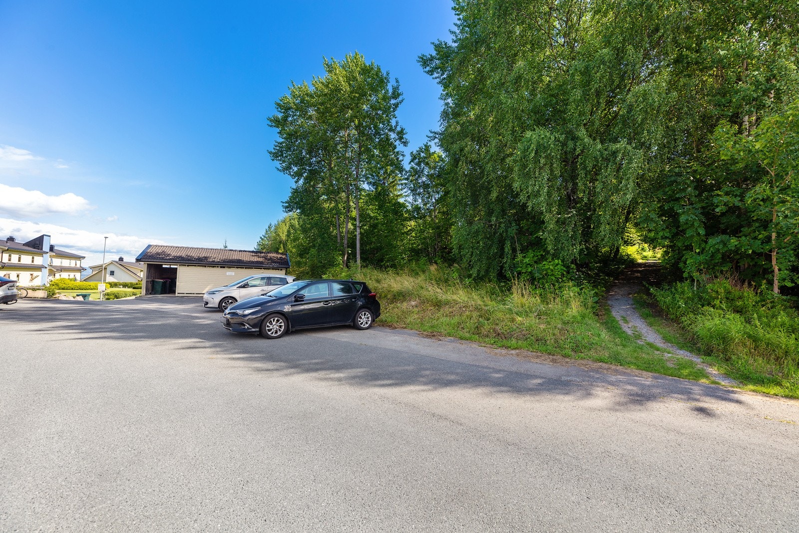 Tomten sett fra Eikeleina Galleribilde