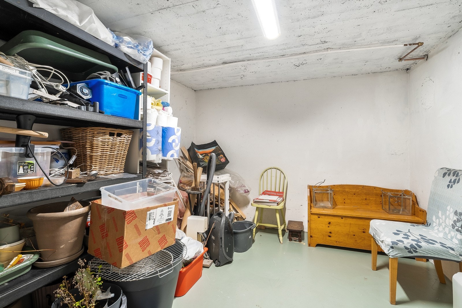 Bod i kjeller. Galleribilde