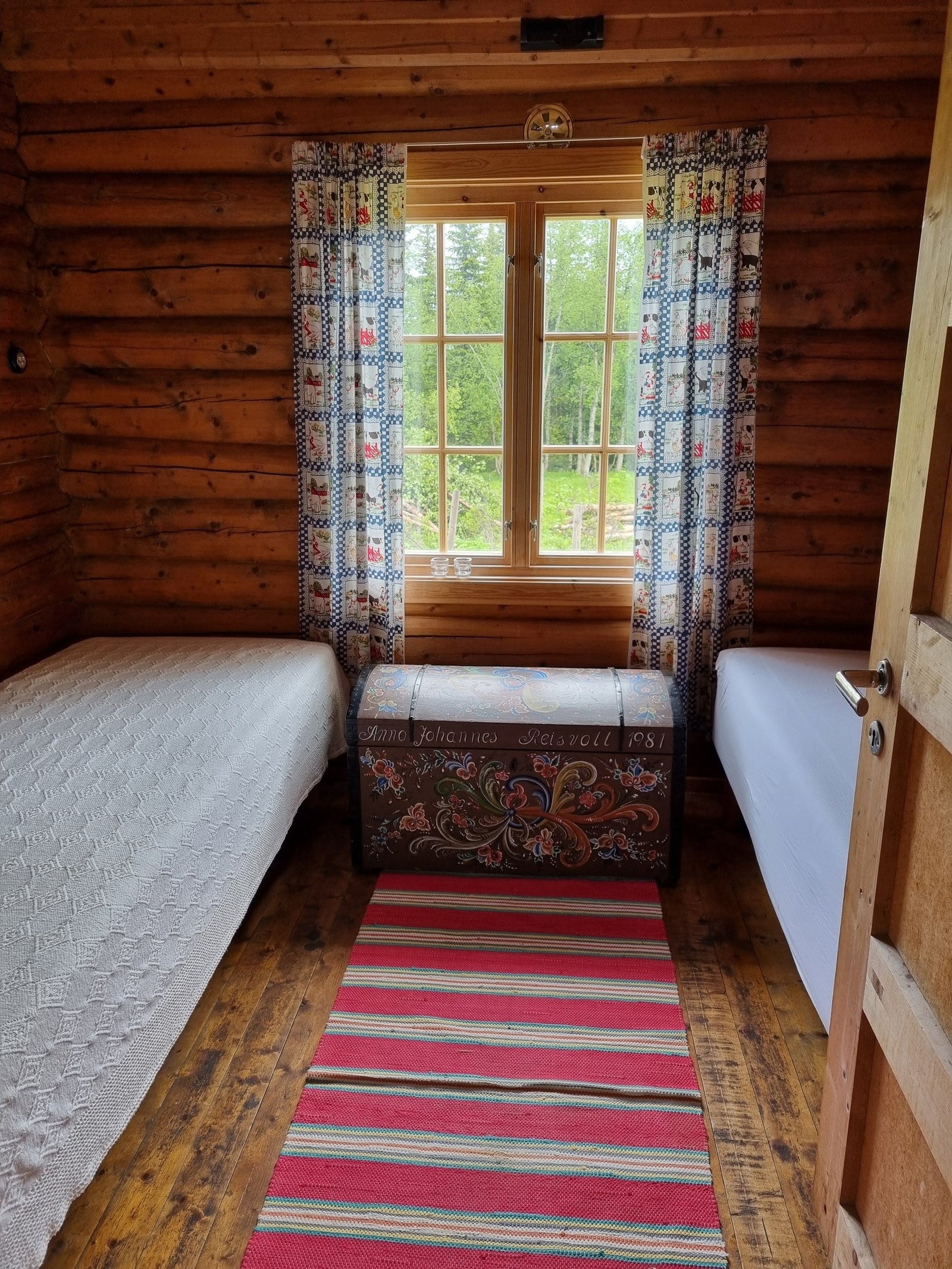 Soverom i hovedhytte Galleribilde