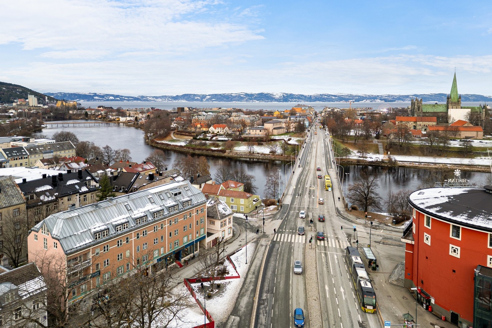 Leiligheten har en meget sentral beliggenhet på Øya. Galleribilde