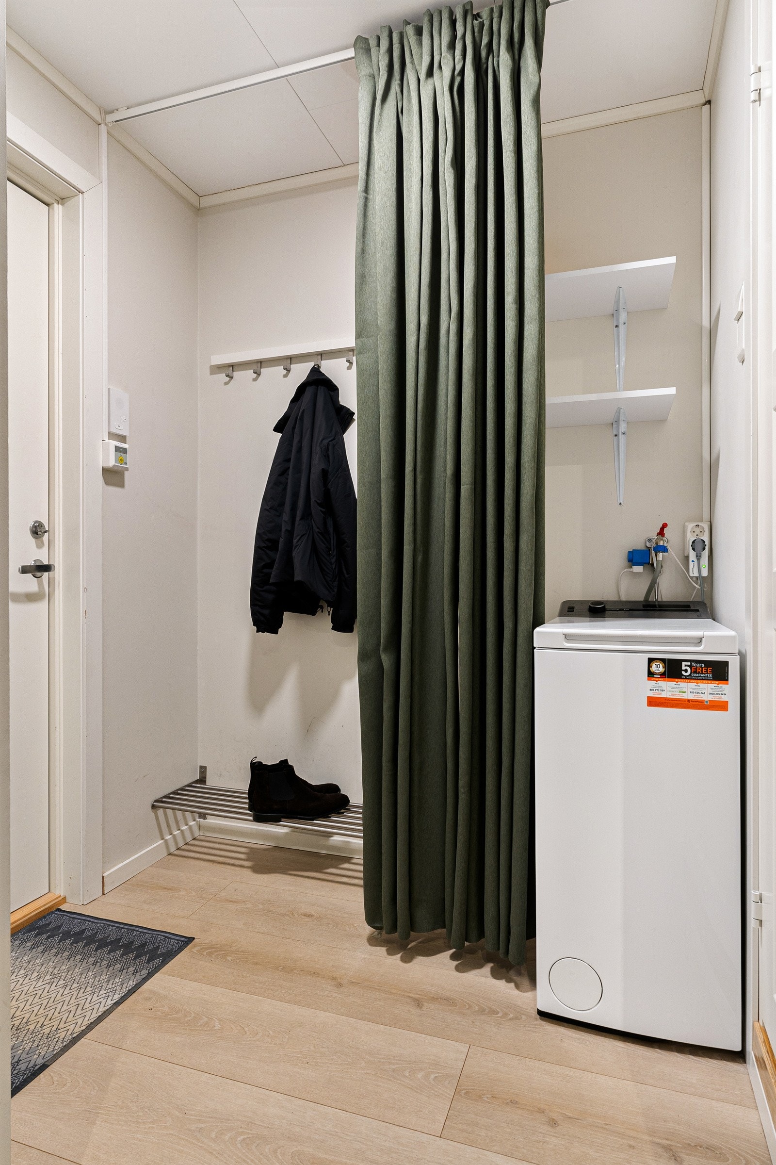 I gangen er det også plass til vaskemaskin. Galleribilde