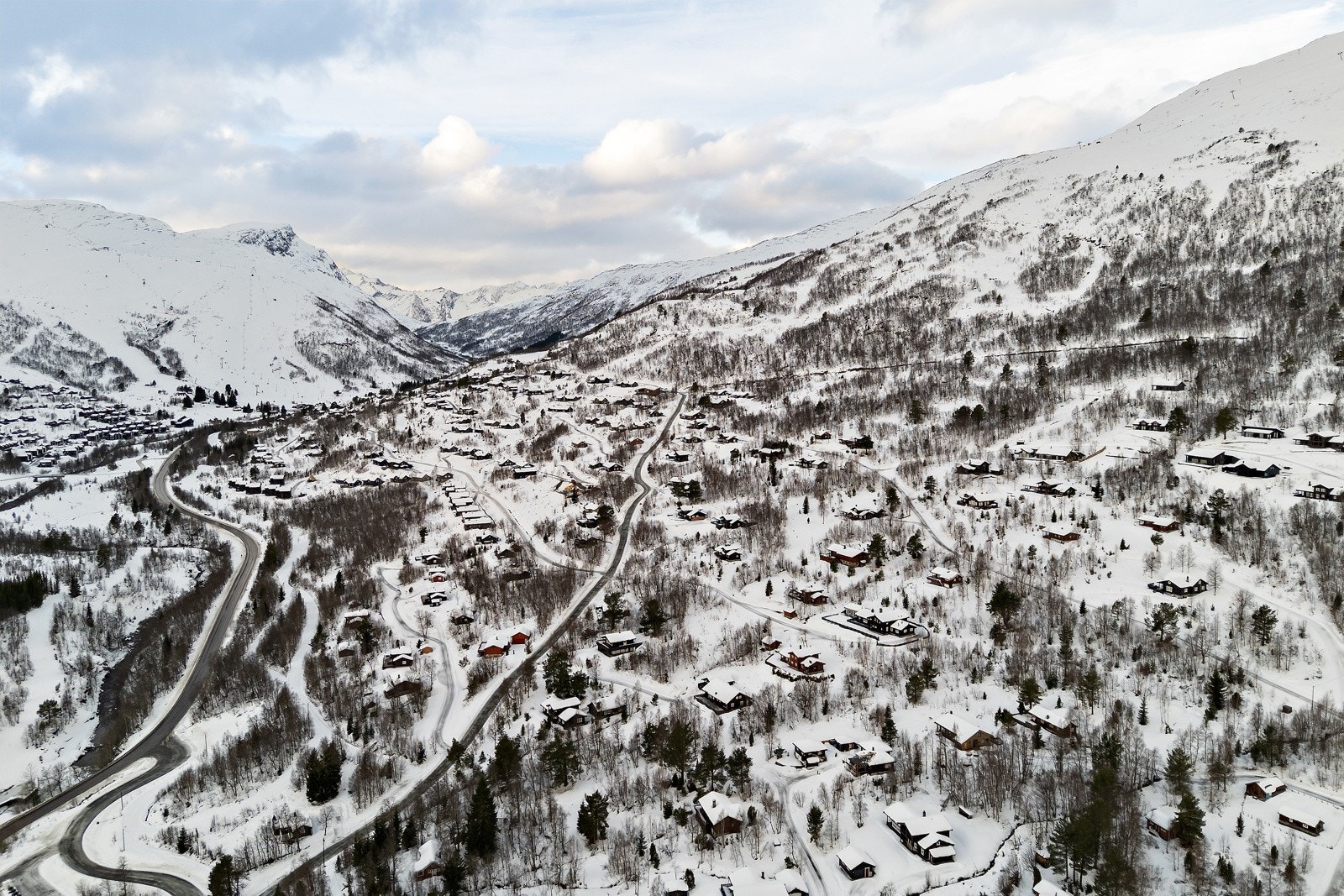 Det er ski-in til eiendommen fra Roalden. Galleribilde