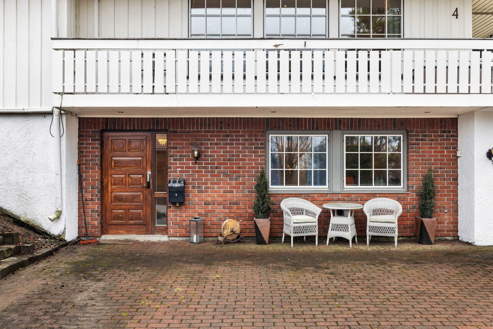 Hovedinngang i u.etg. Galleribilde