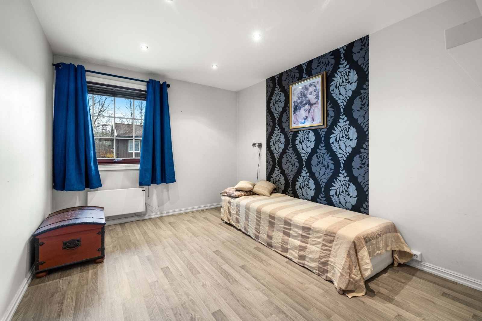 Soverom nr. 4 i u.etg. Galleribilde