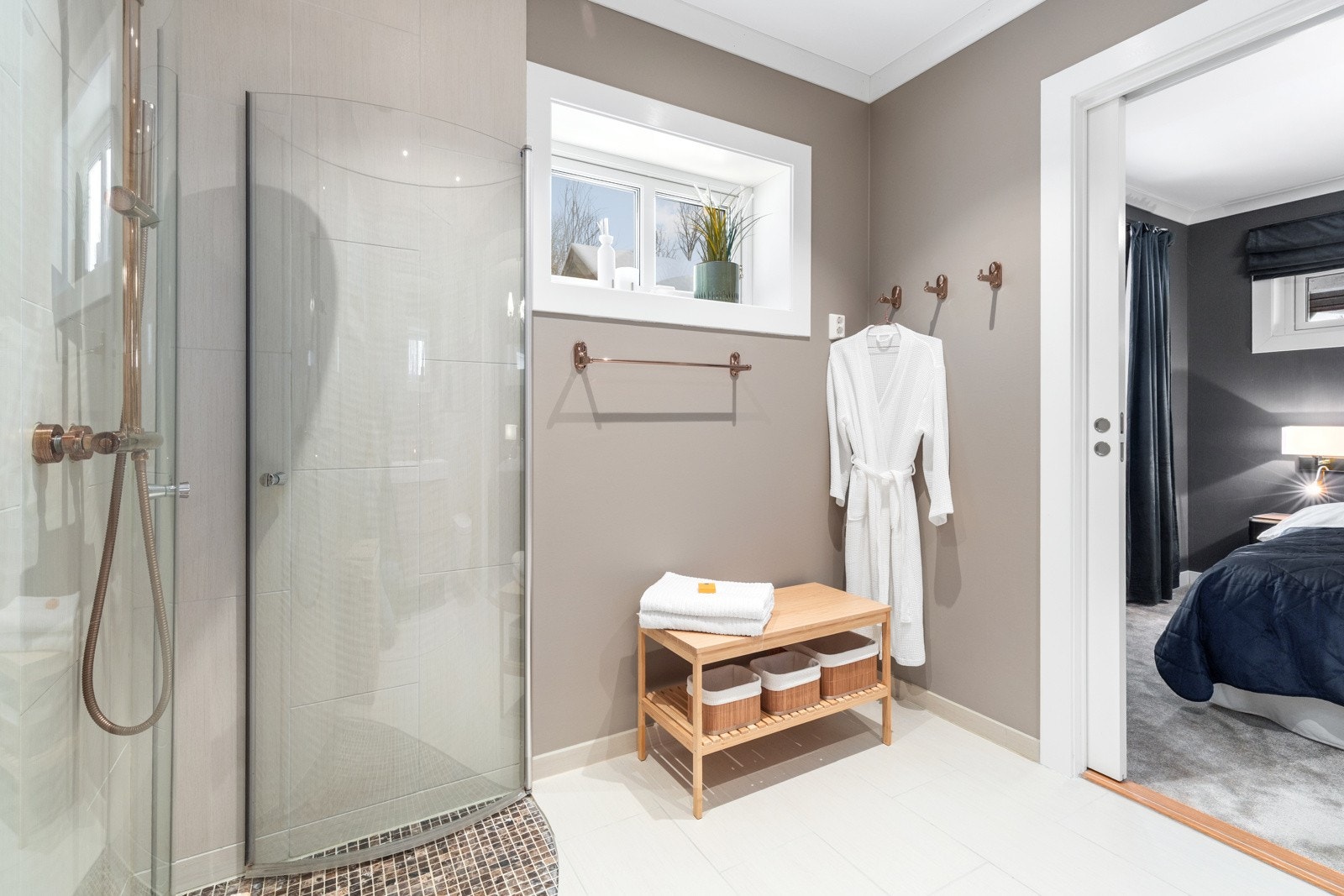 Baderommet er romslig Galleribilde