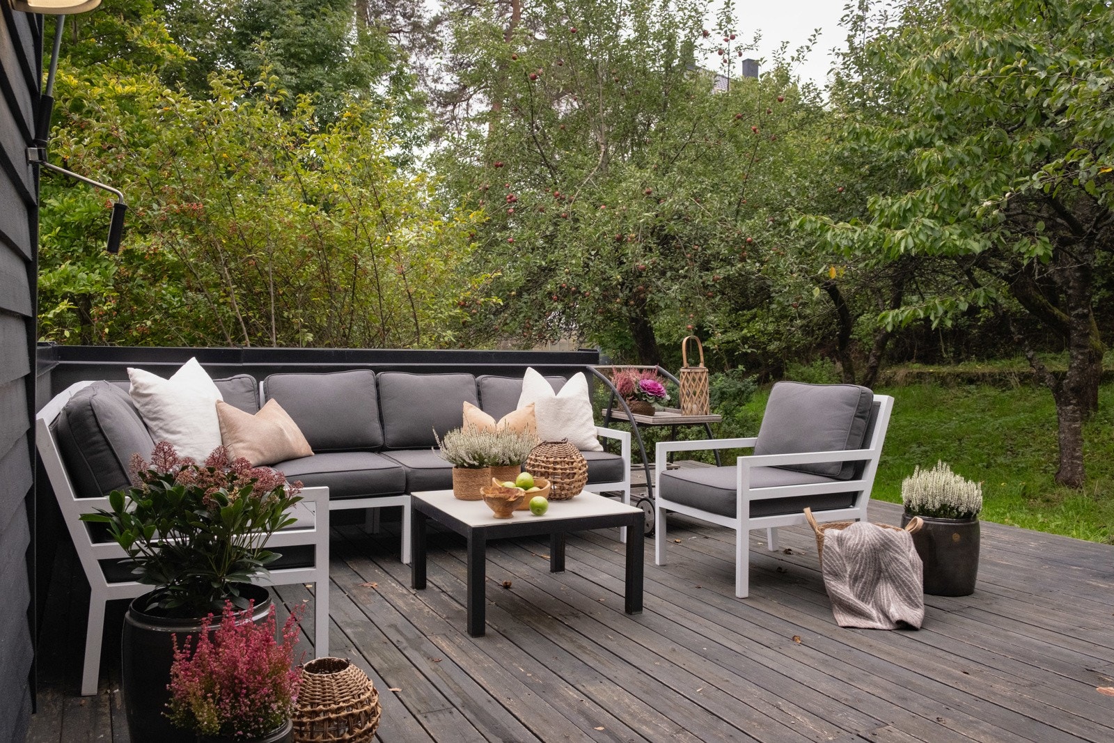 Markterrassen er på ca 30 kvm vendt mot nordvest Galleribilde