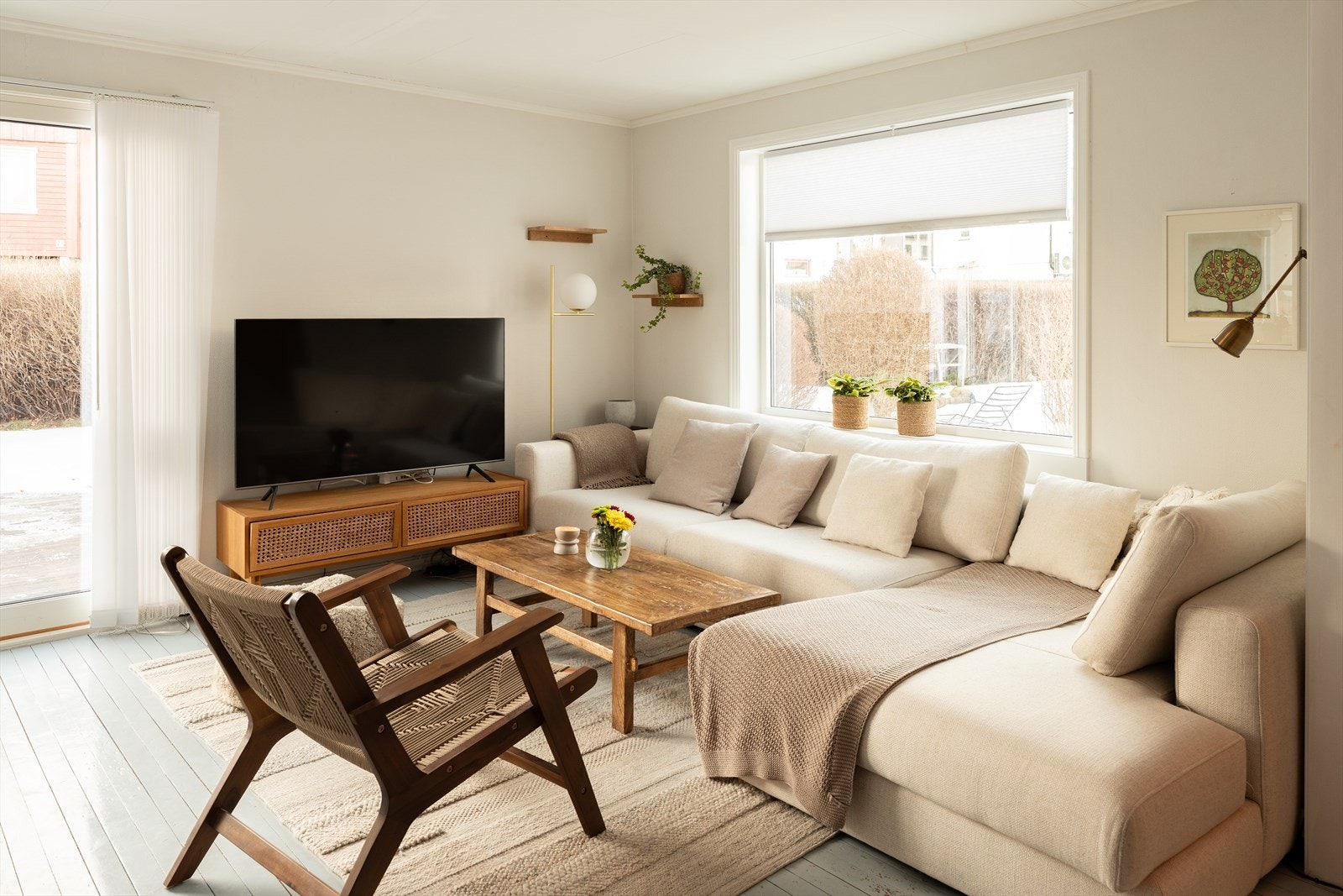 Boligen varmes opp via elektrisitet og varmepumpe. Galleribilde