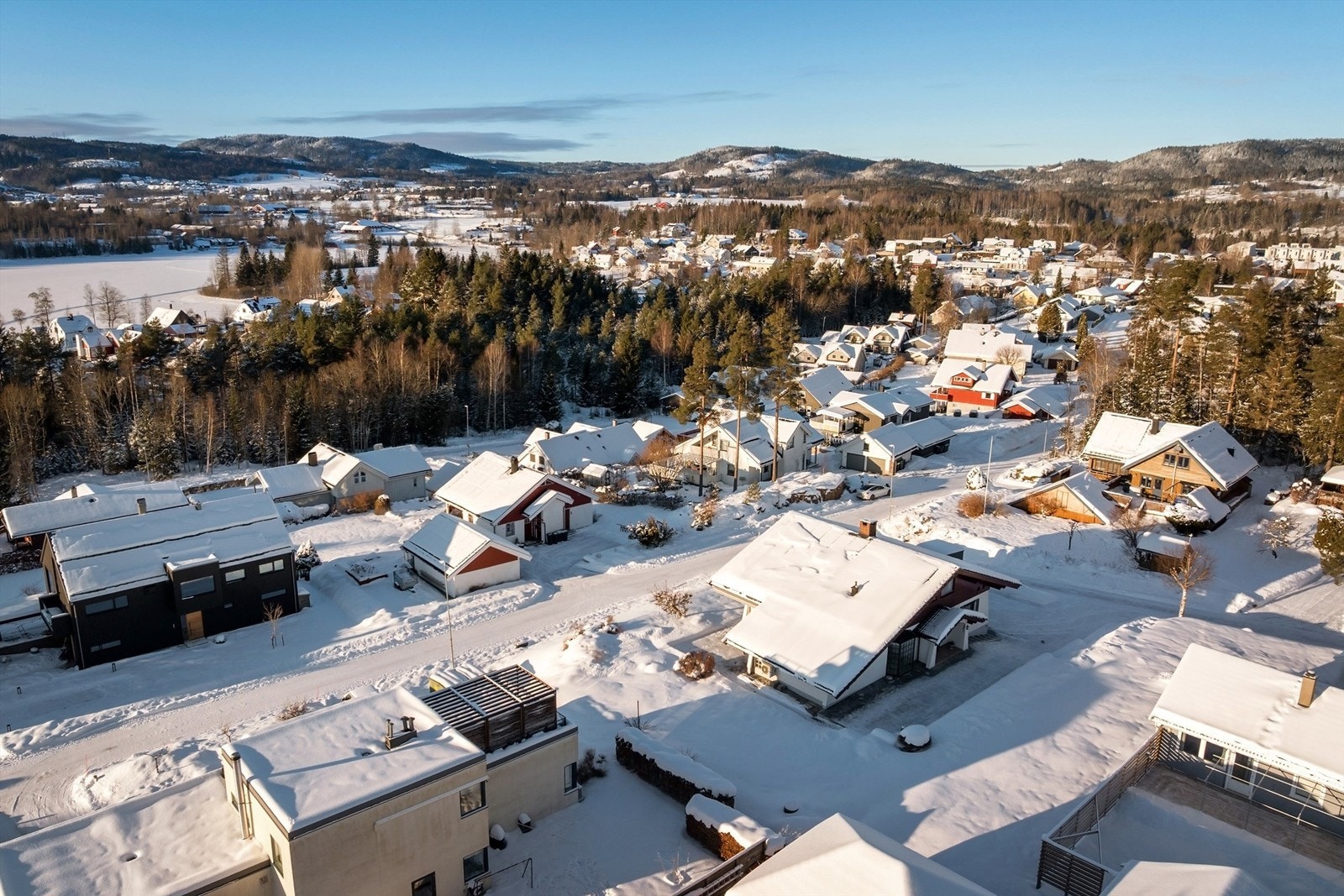 Det er trygg og kort gang- og sykkelvei til Vardåsen barneskole. Galleribilde
