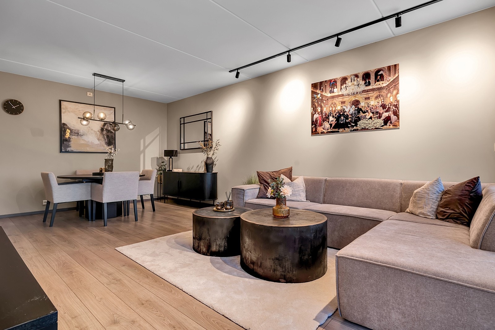 Spotter i tak. Galleribilde