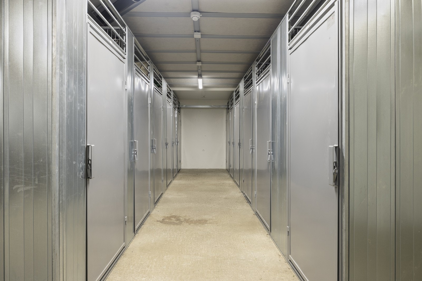 I kjelleren medfølger en privat bod for ekstra lagring. Galleribilde