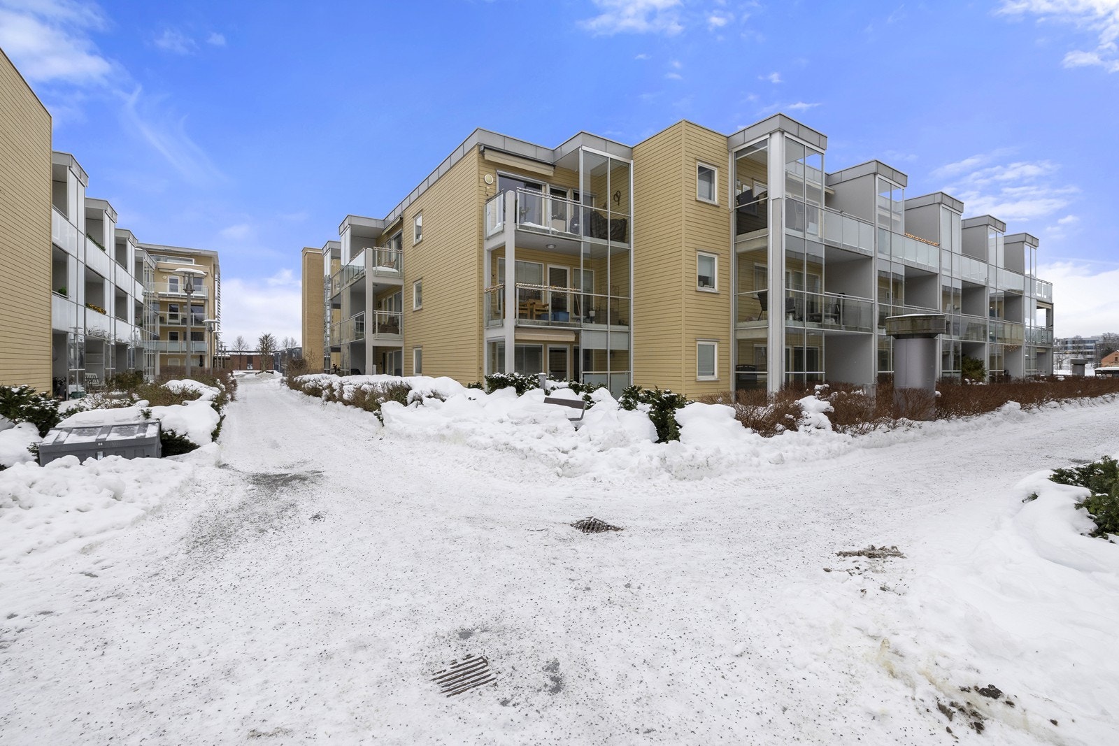 Leiligheten er en del av et veletablert og rolig boligsameie. Galleribilde