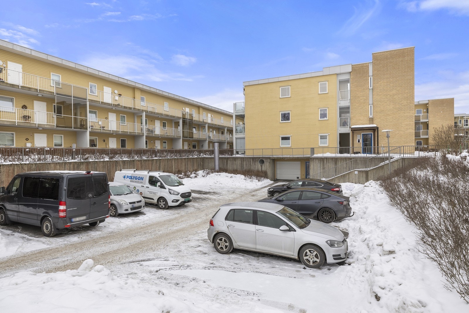 Sameiet har tilrettelagt for gjesteparkering på felles utendørsområde. Velkommen til visning, husk påmelding! Galleribilde