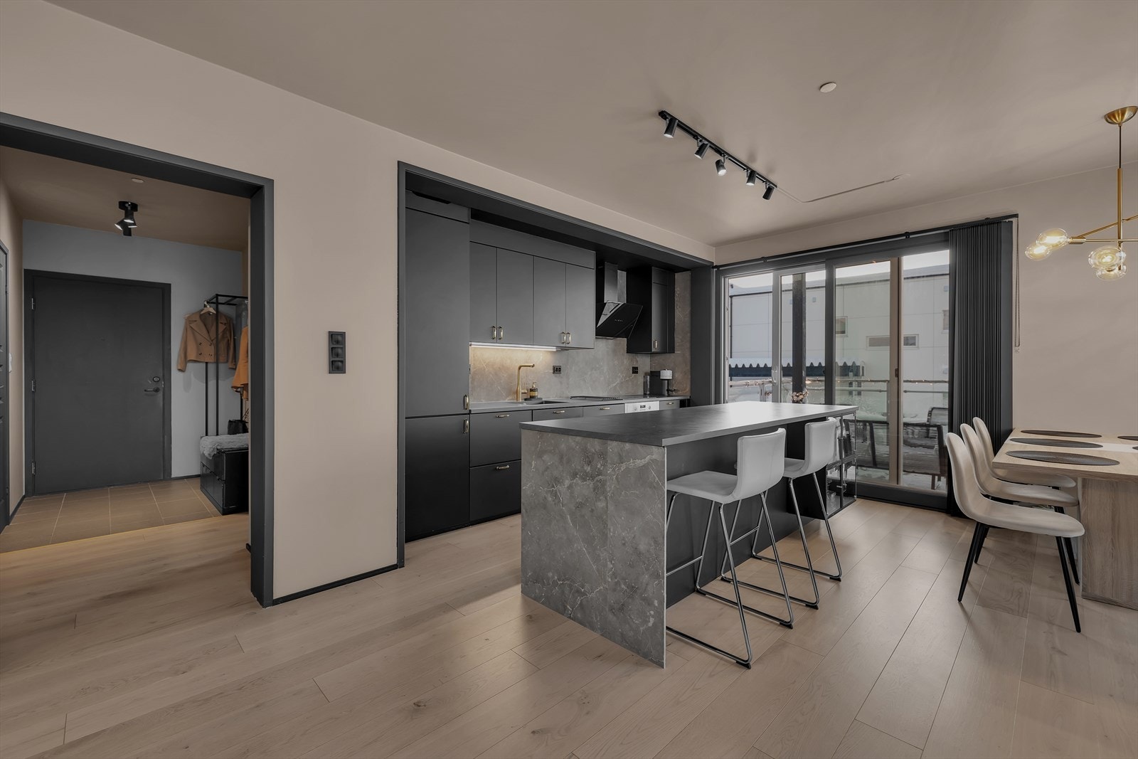 Kjøkkenet ble renovert i 2022 Galleribilde