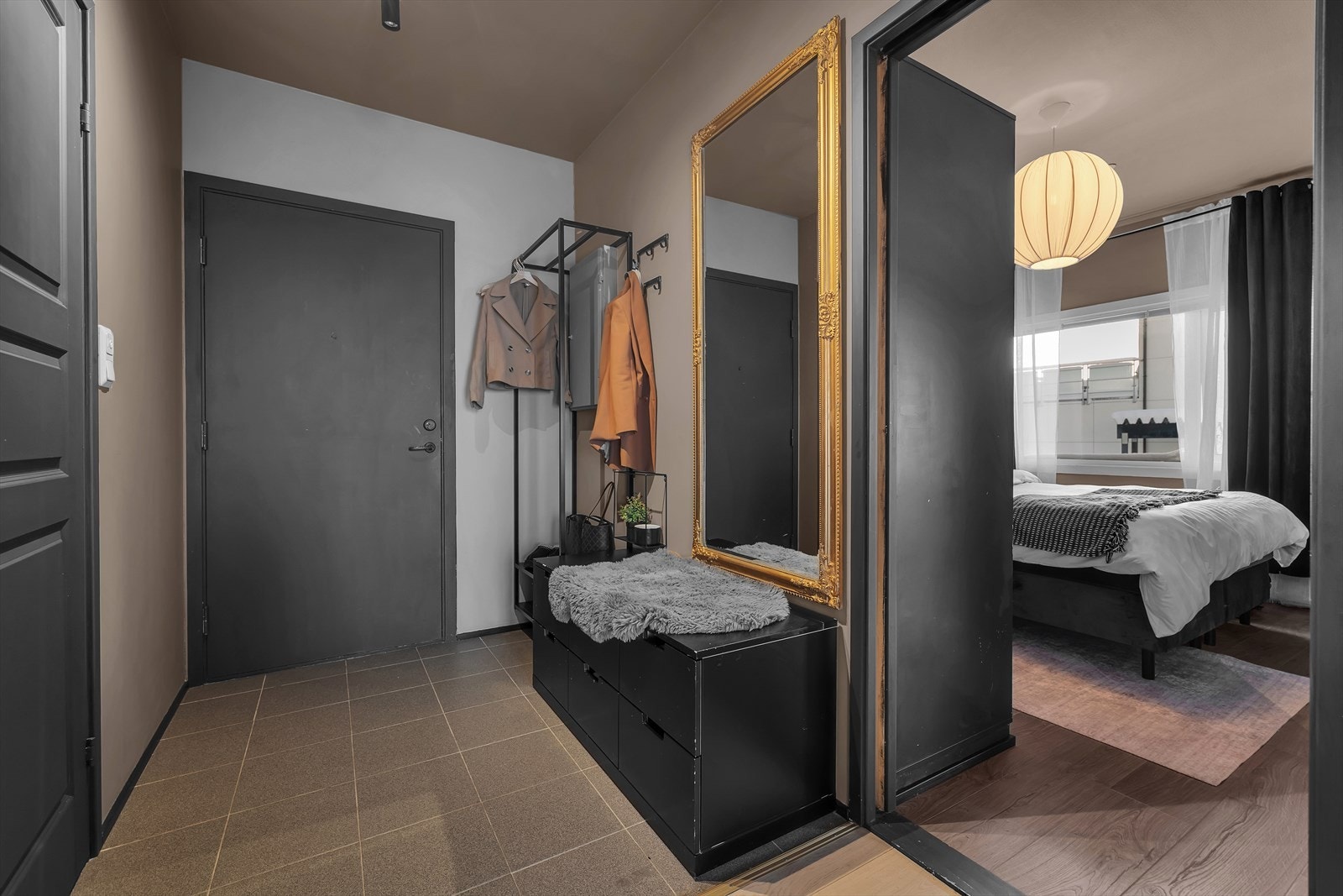 Inngangsparti Galleribilde