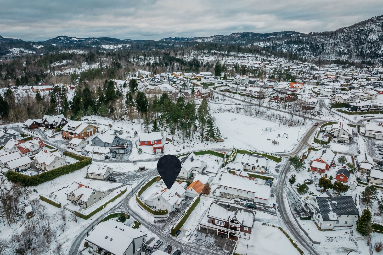 Hagen innbyr til lek og hygge, og har en koselig lekestue til glede for de minste. Galleribilde