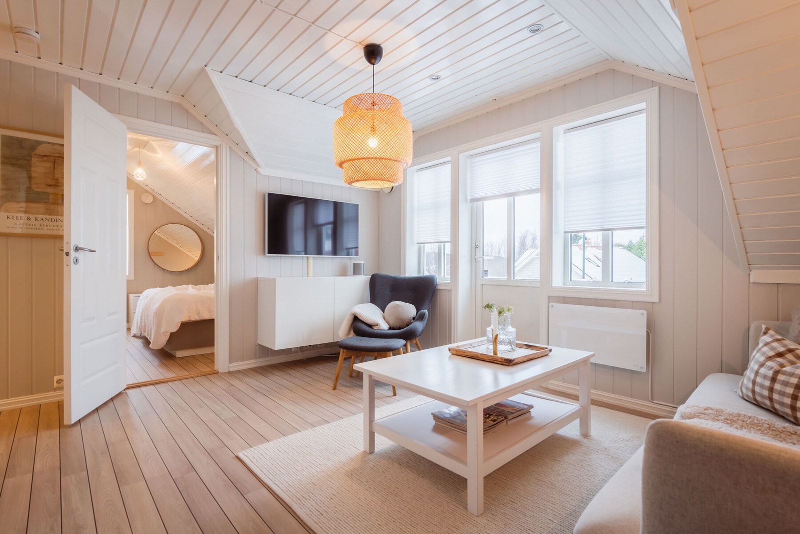 Rommet benyttes i dag som tv-stue, og er perfekt hvis man ønsker å trekke seg tilbake for litt egentid med en god bok eller film. Galleribilde