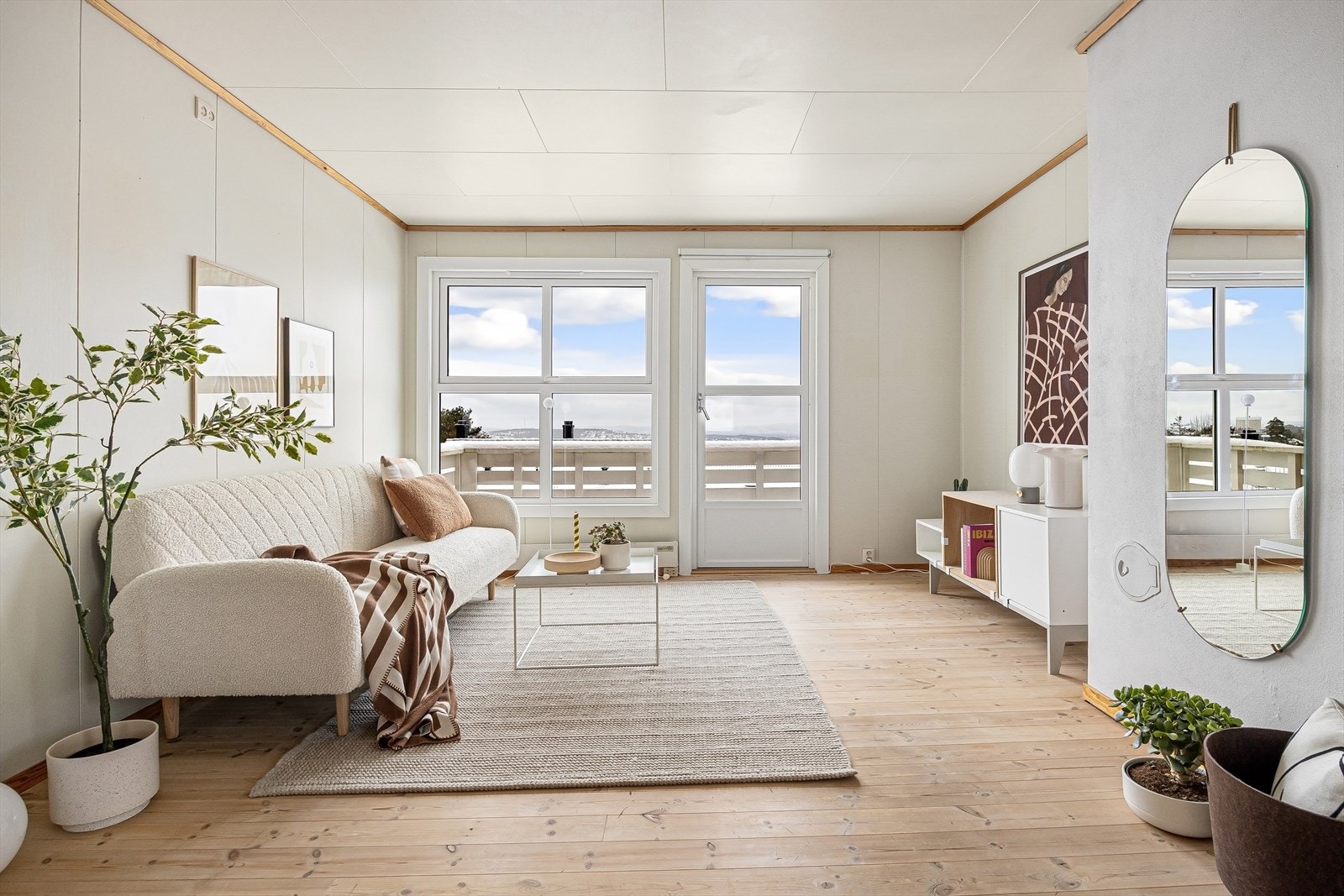 Nordvik Østensjø har gleden av å presentere Hellerudgrenda 31C. Galleribilde