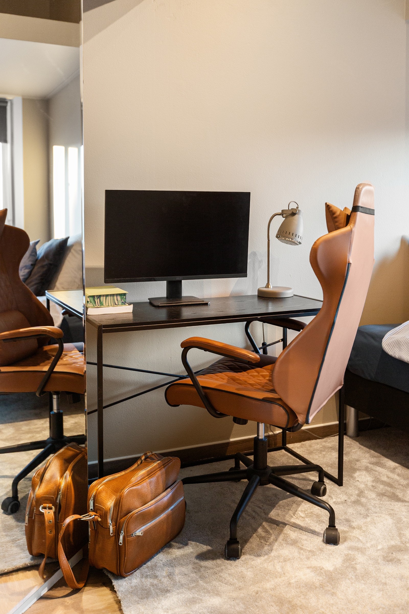 Gos plass til kontorpult på soverommet om det skulle være behov. Galleribilde