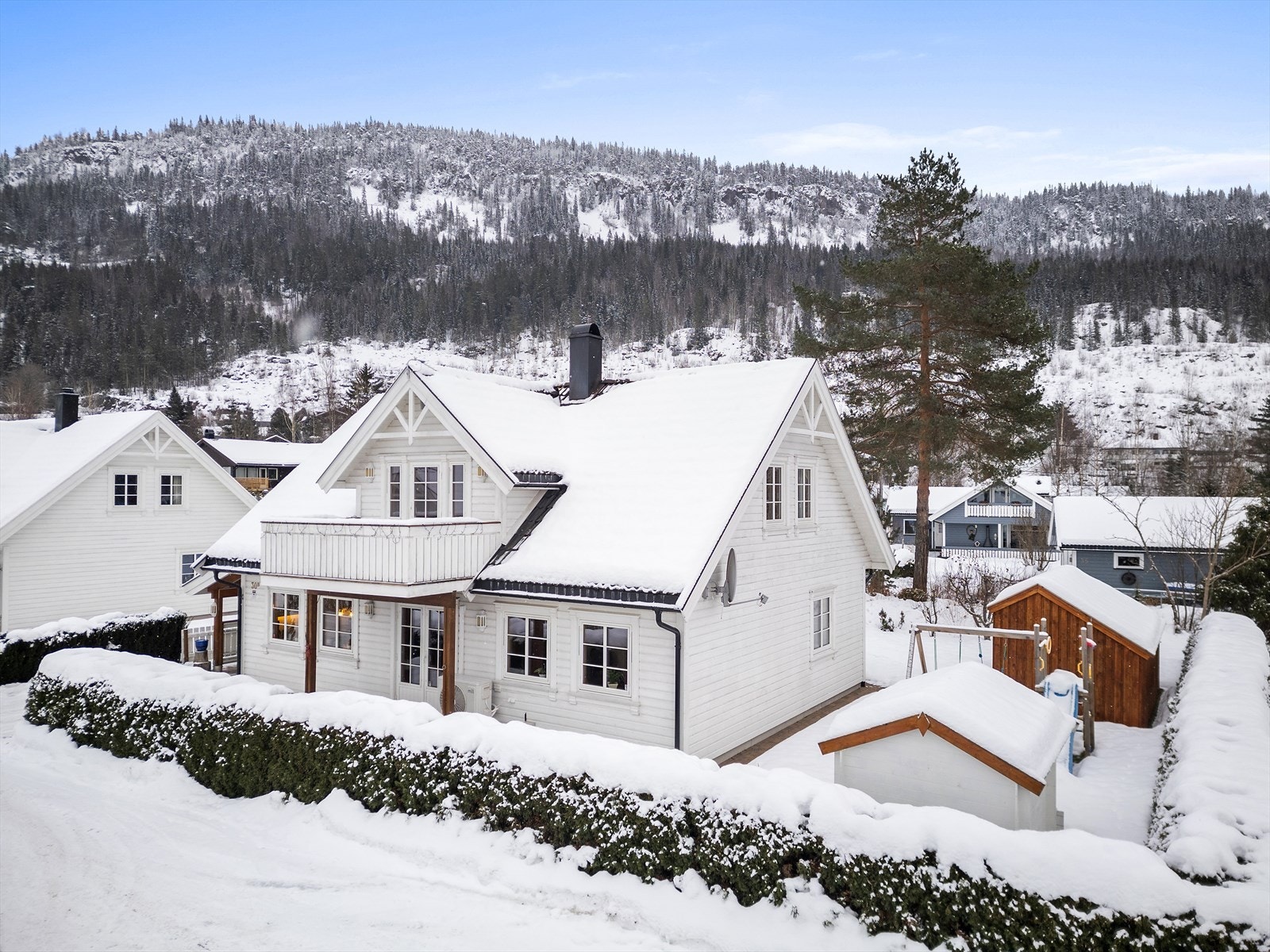 Beliggende i boligfeltet Grøndokka i Sundvollen Galleribilde