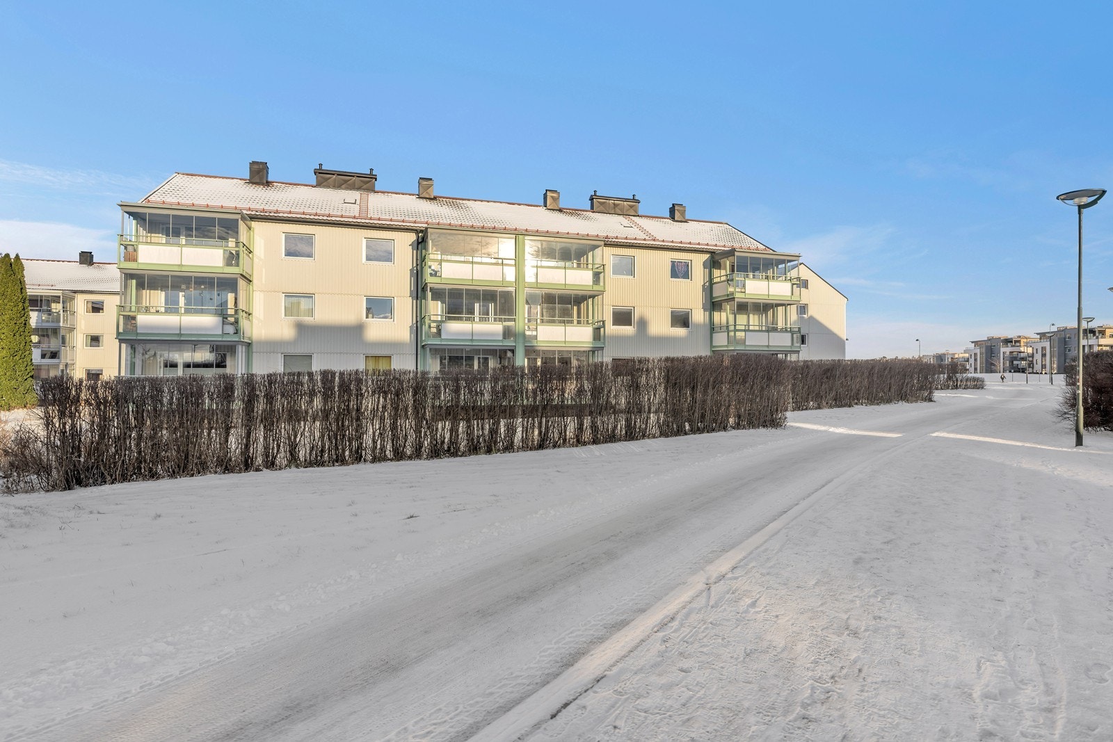 Fra leiligheten er det gangavstand til bussholdeplass med hyppige avganger inn til sentrum Galleribilde