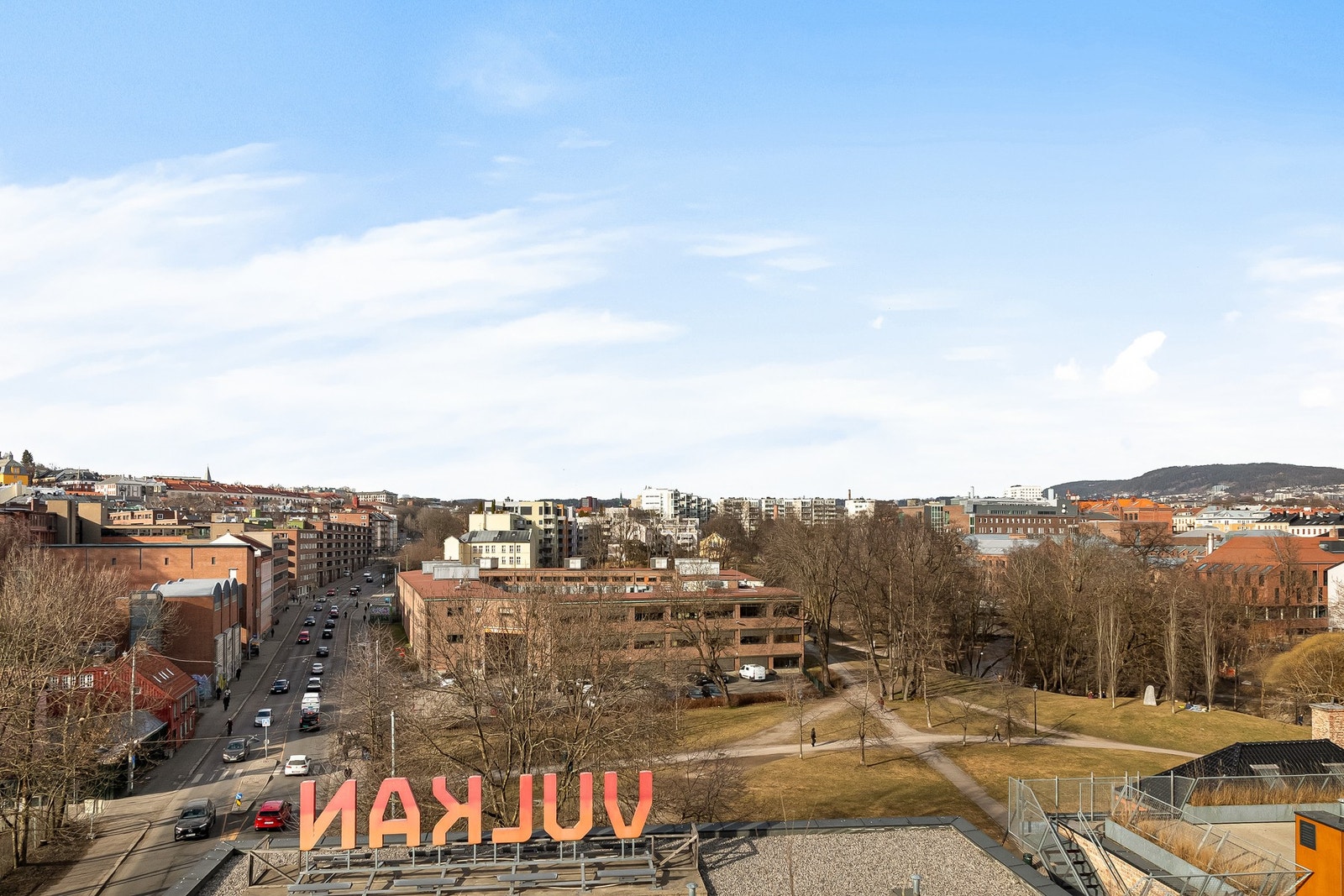 Det er flott utsikt over byen og nærområdet. Galleribilde