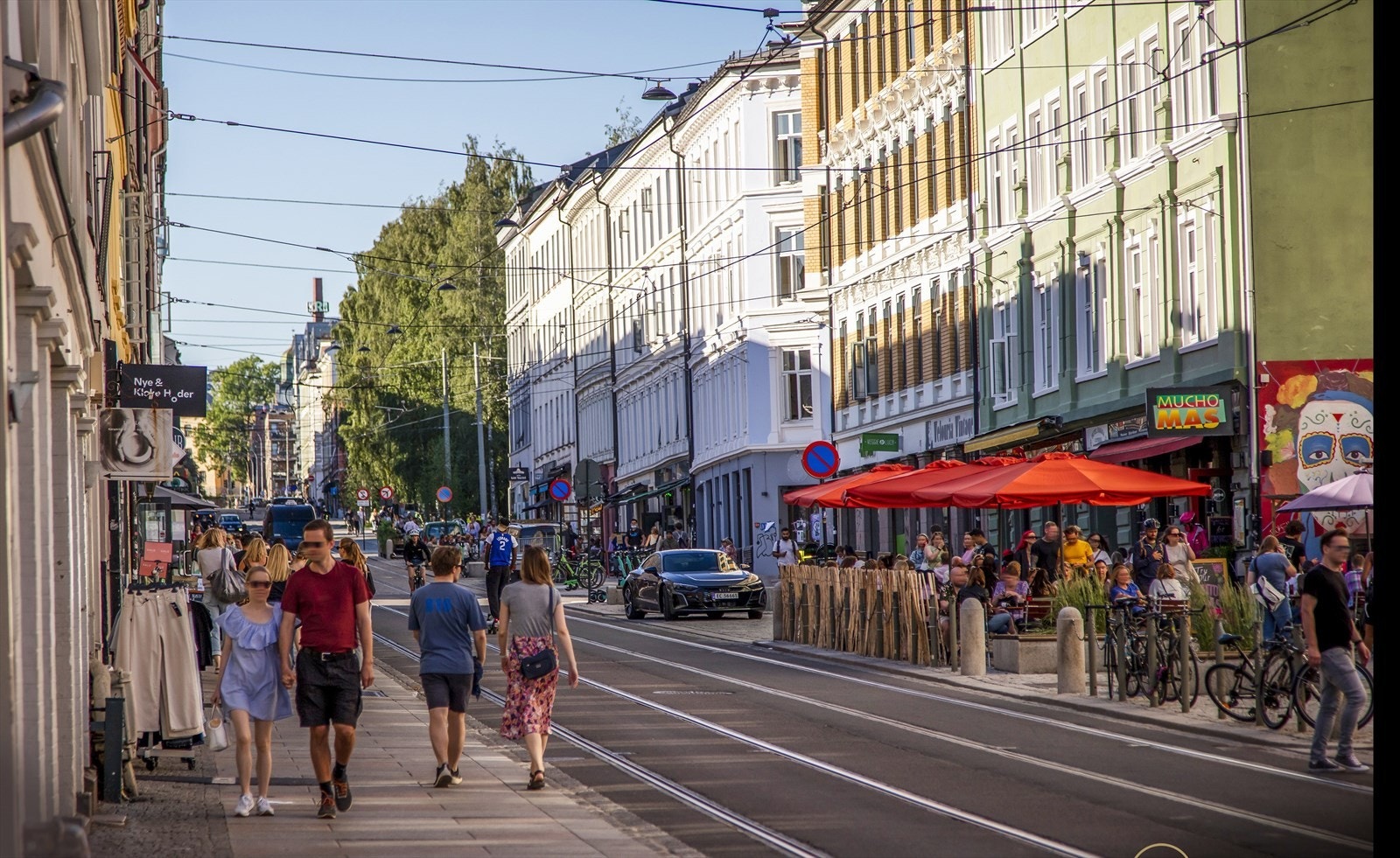 Pulserende og innholdsrike Grünerløkka er også innen kort gangavstand. Galleribilde