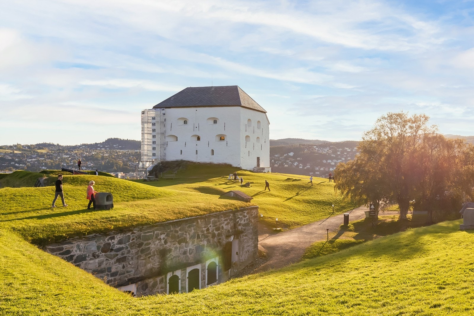 Etterspurt område med nærhet til midtbyen, uteliv, studiesteder. Galleribilde