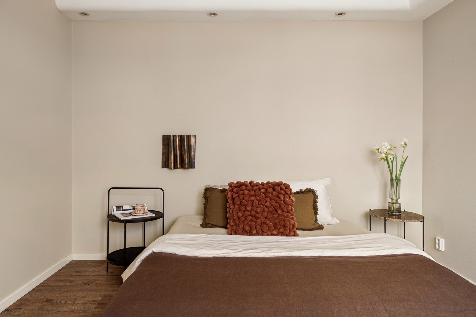 Det andre soverommet har også god størrelse, med plass til arbeidspult og garderobeløsninger. Galleribilde