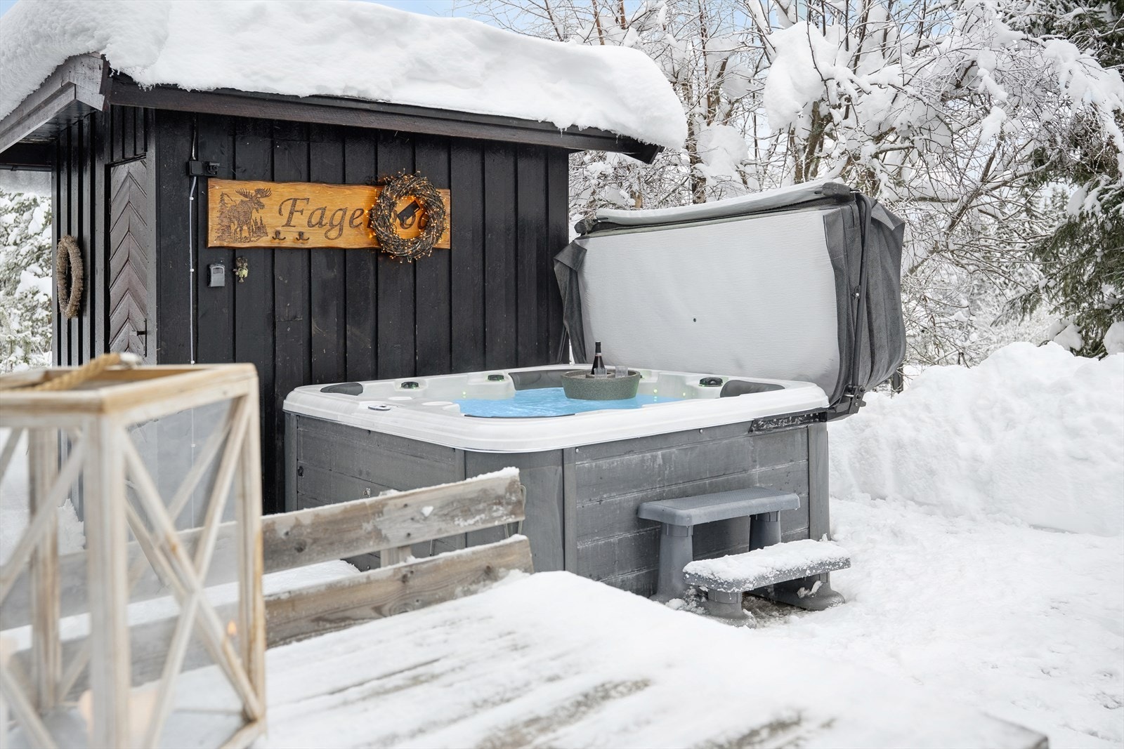 Romslig utebod på terrassen på 4 kvm. Galleribilde