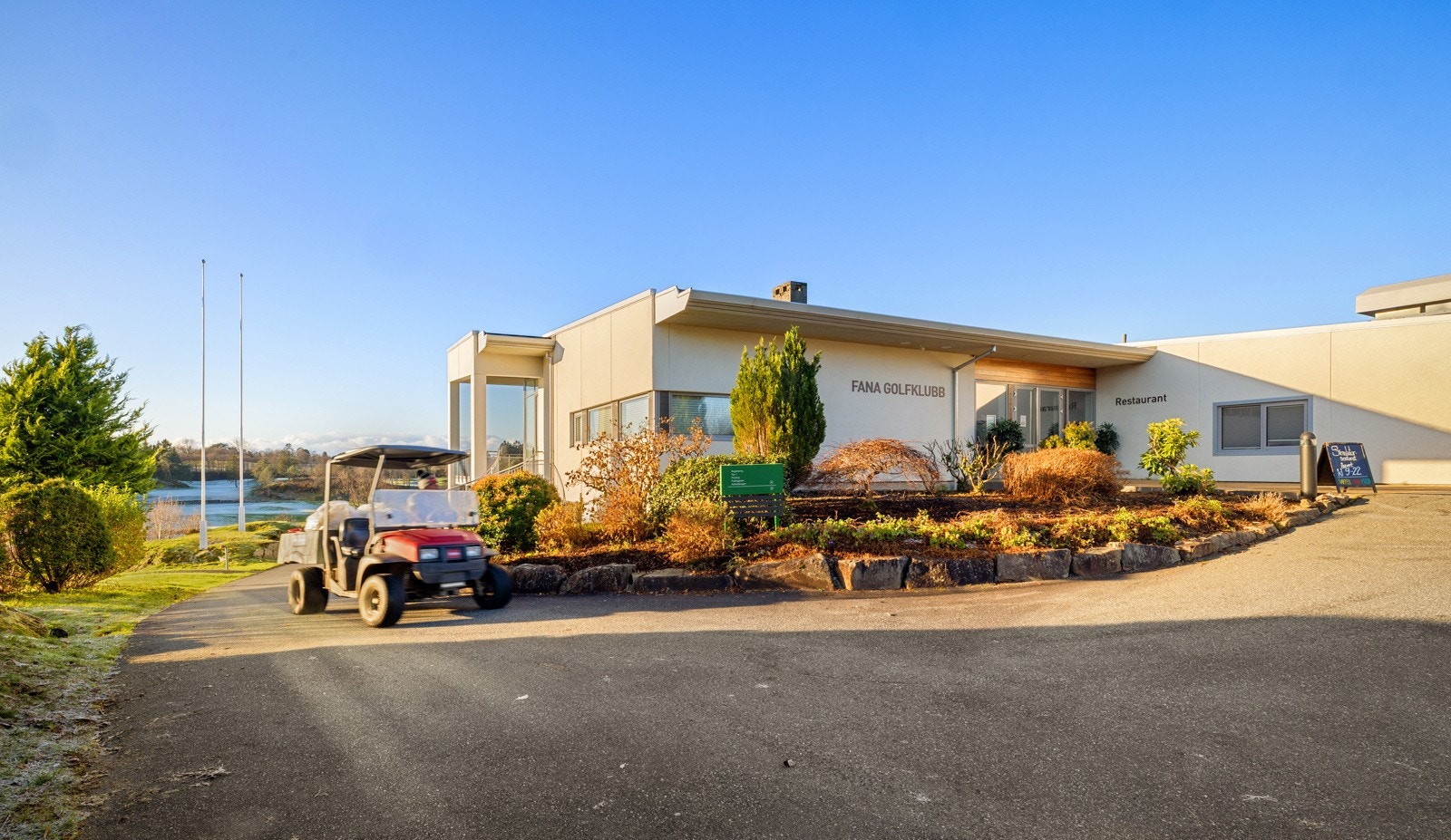 Det er kort avstand til golfklubben Galleribilde