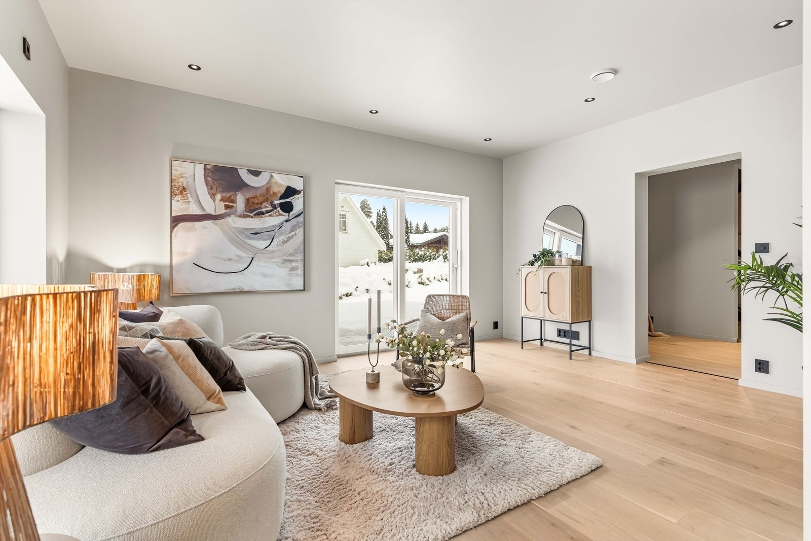 Dårravegen 6 er en totaloppusset enebolig, opprinnelig fra 1948. Høy bostandard og kvalitet! Galleribilde