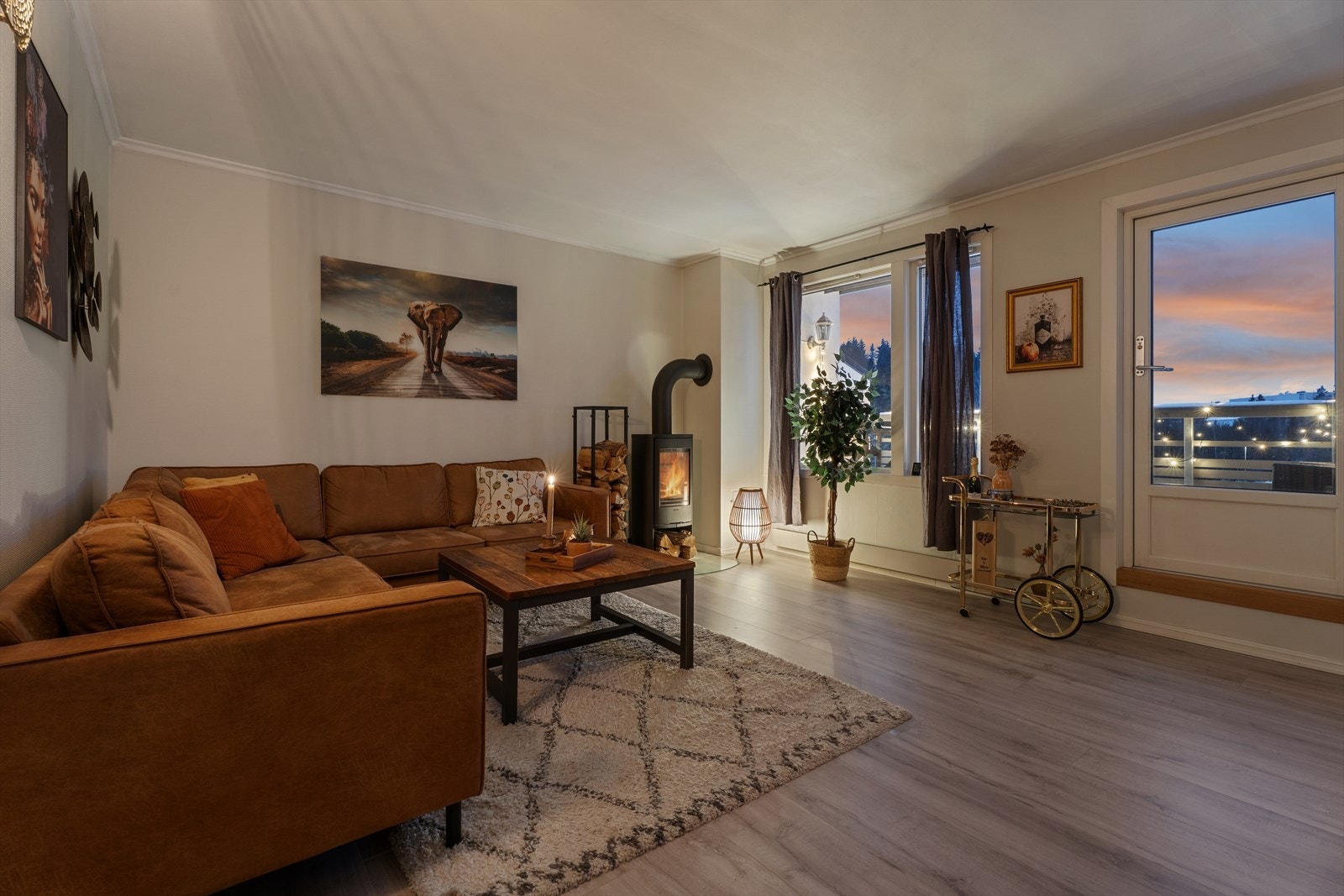 Kveldsstemning. Galleribilde