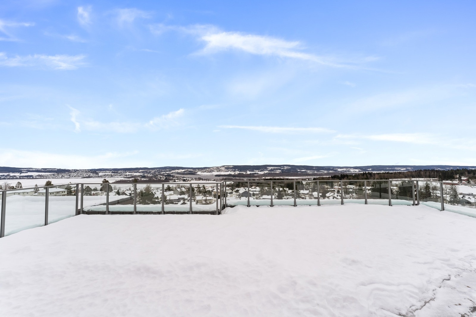 Felles takterrasse til fri disposisjon for beboerne. Galleribilde