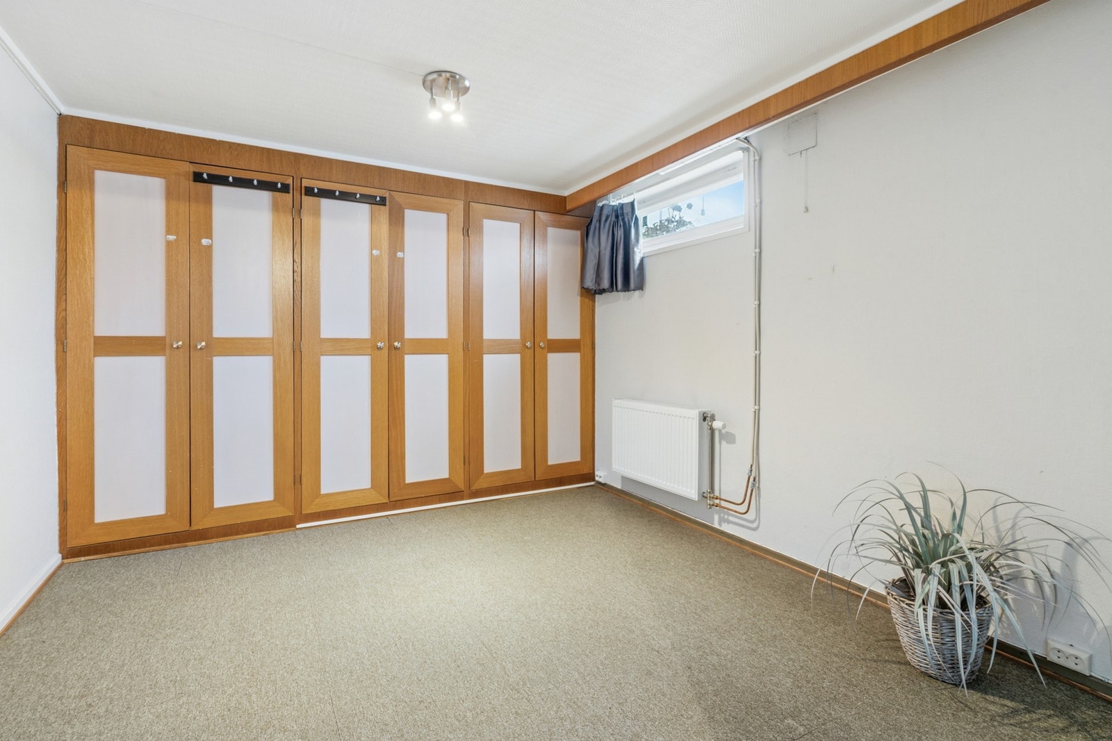 Kjellerrom, ikke godkjent for varig opphold. Galleribilde