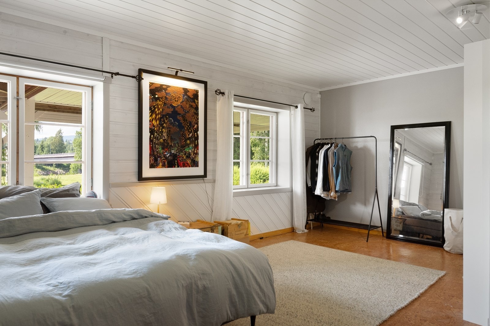 Soverom i sokkelkjeller. Galleribilde